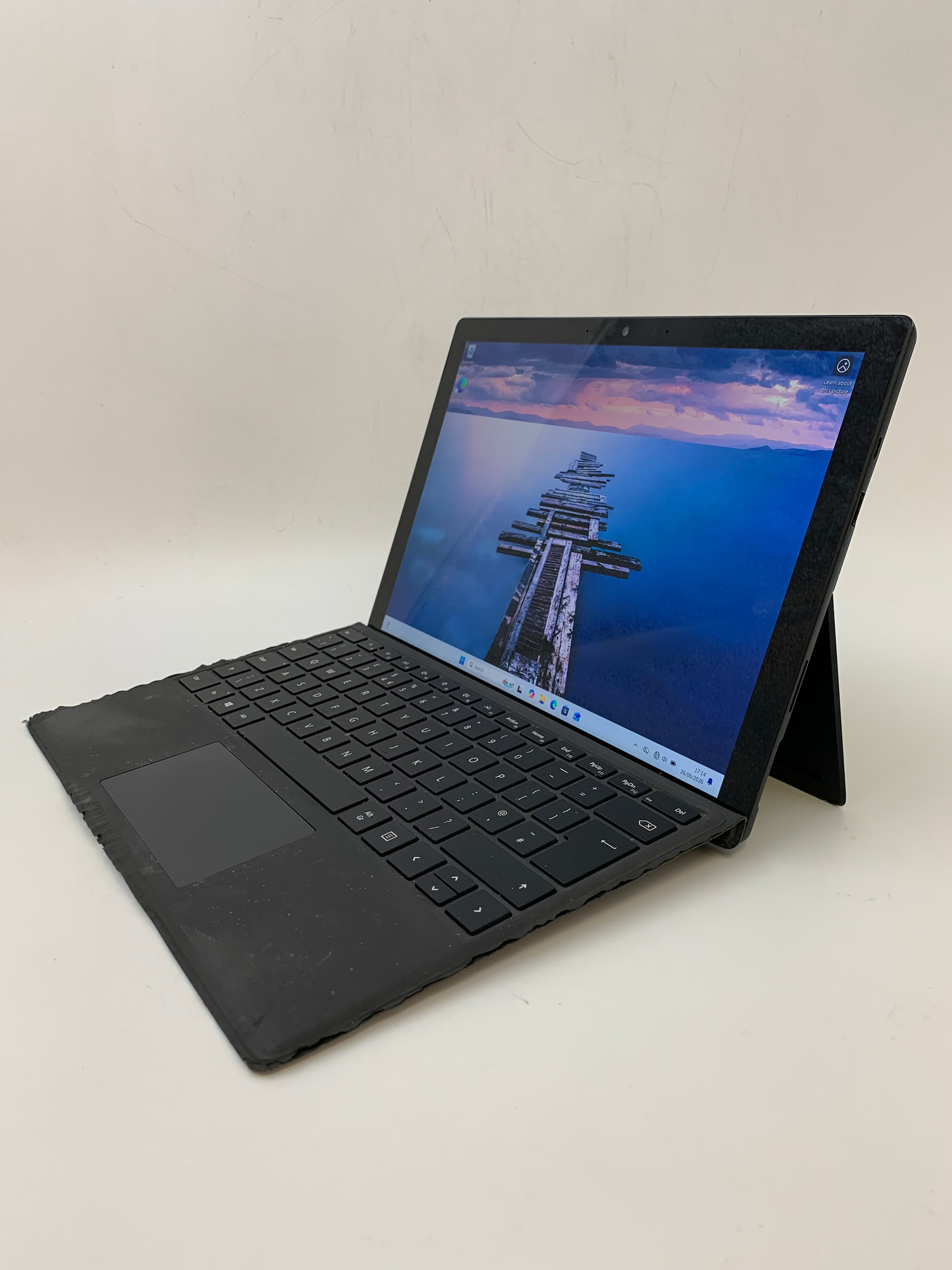 Microsoft Surface Pro 7 | 12.3" Touch | i5 10th Gen | 8GB RAM | 256GB SSD | W11 Pro