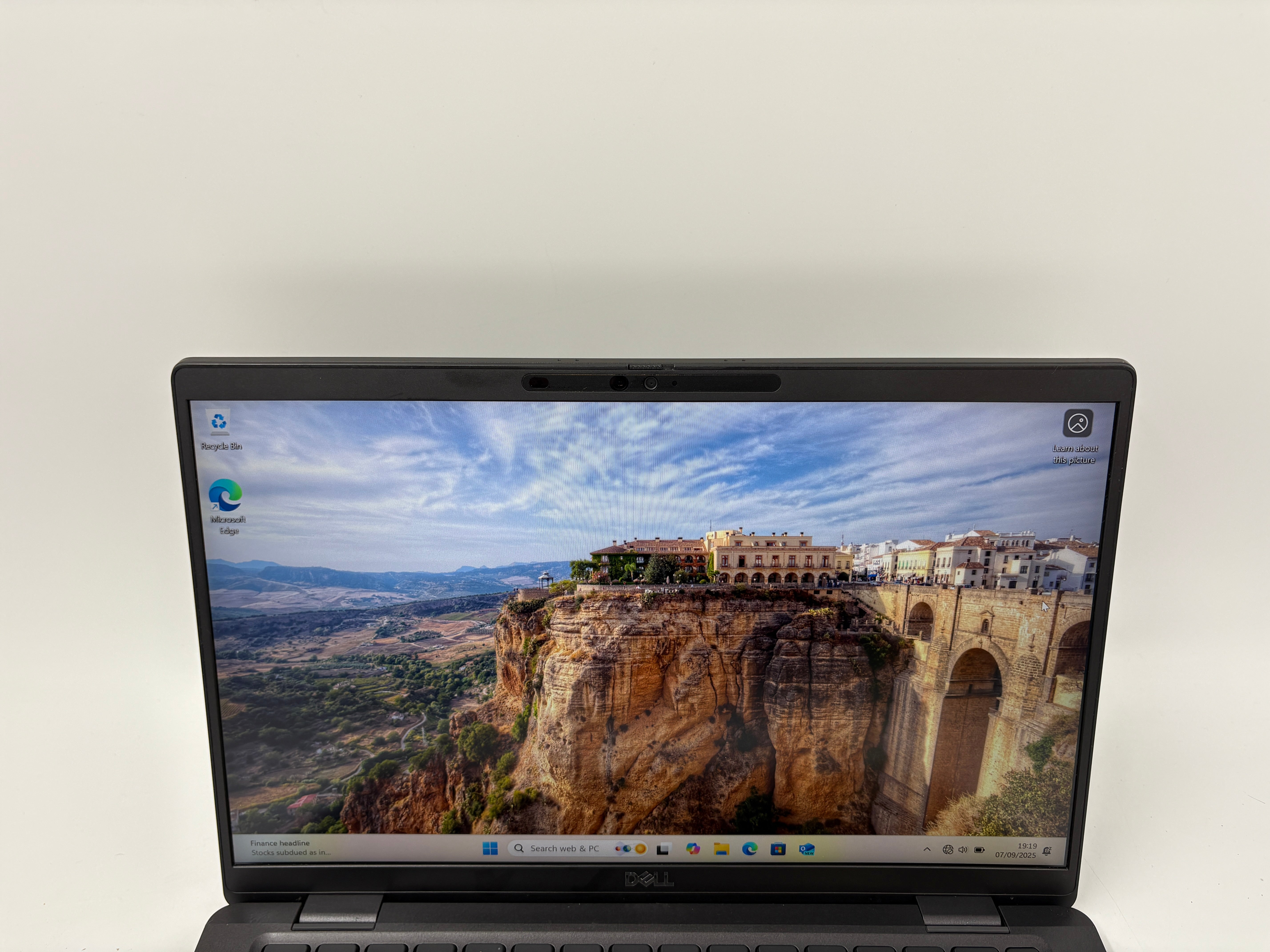 Dell Laptop Latitude 7420 14" Screen i7 11th Gen 16GB RAM 512GB SSD W11