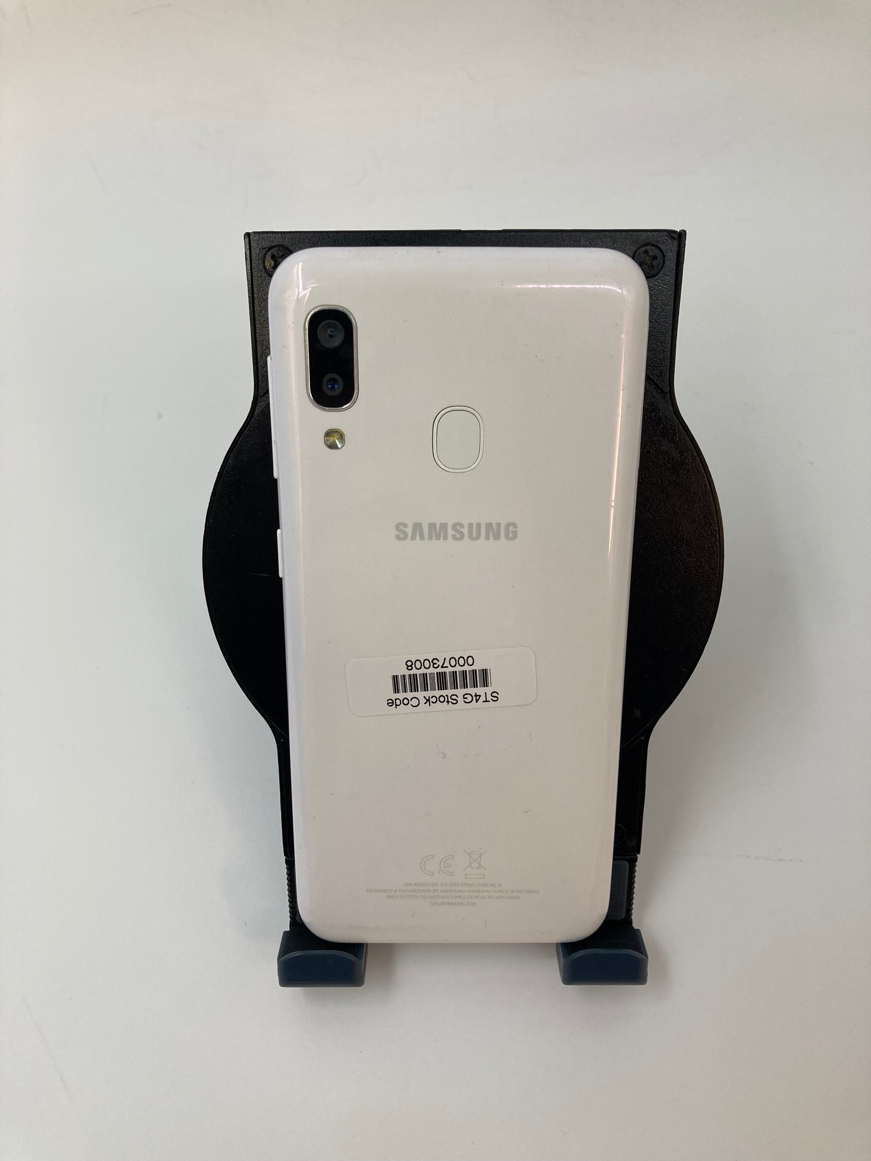 Samsung Galaxy A20E | 5.8" LCD | 4G LTE | 60Hz Refresh Rate | 32GB Storage
