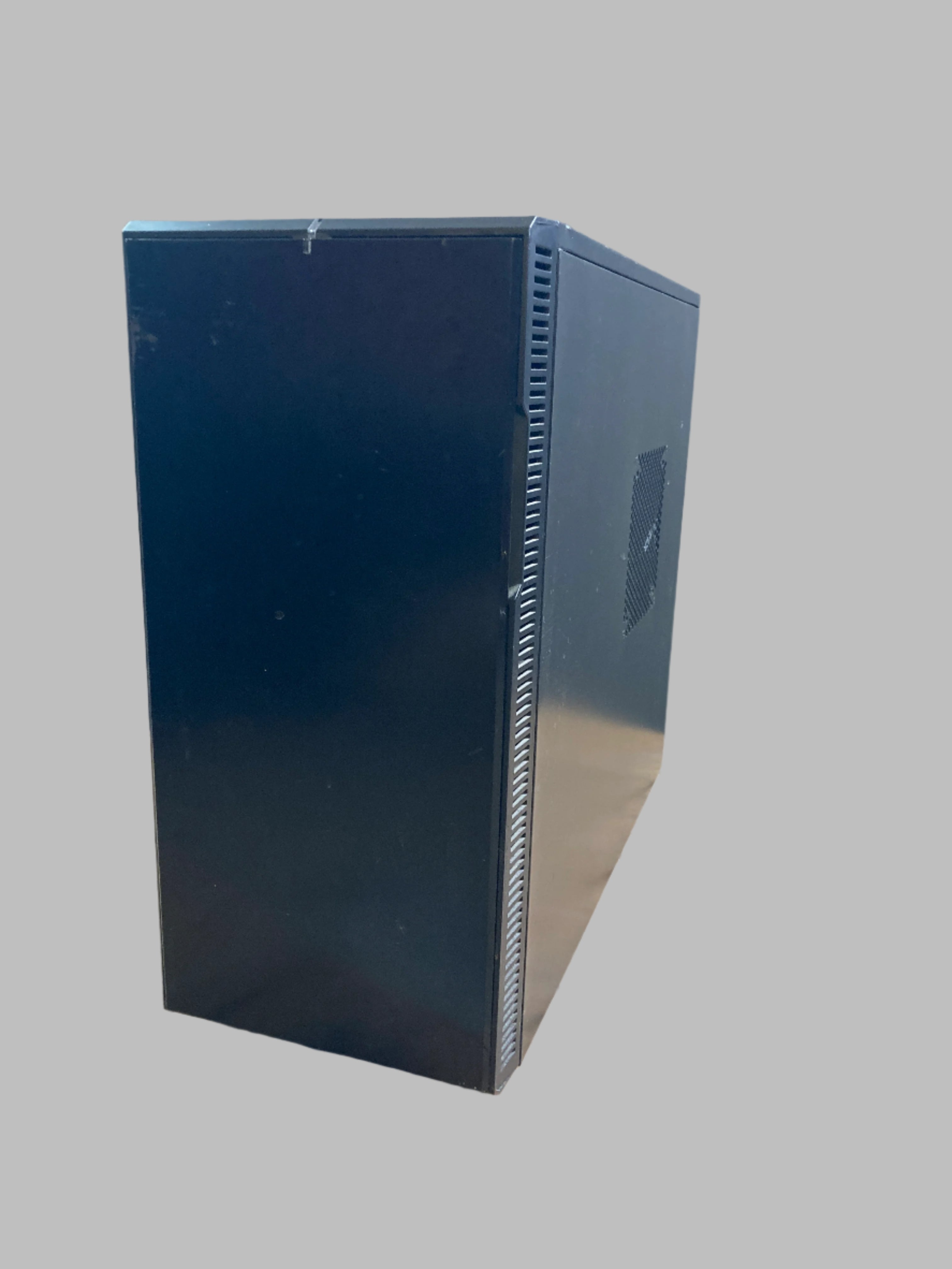 Custom Desktop PC P55A-UD3 F4 i7 4GB RAM No SSD No OS