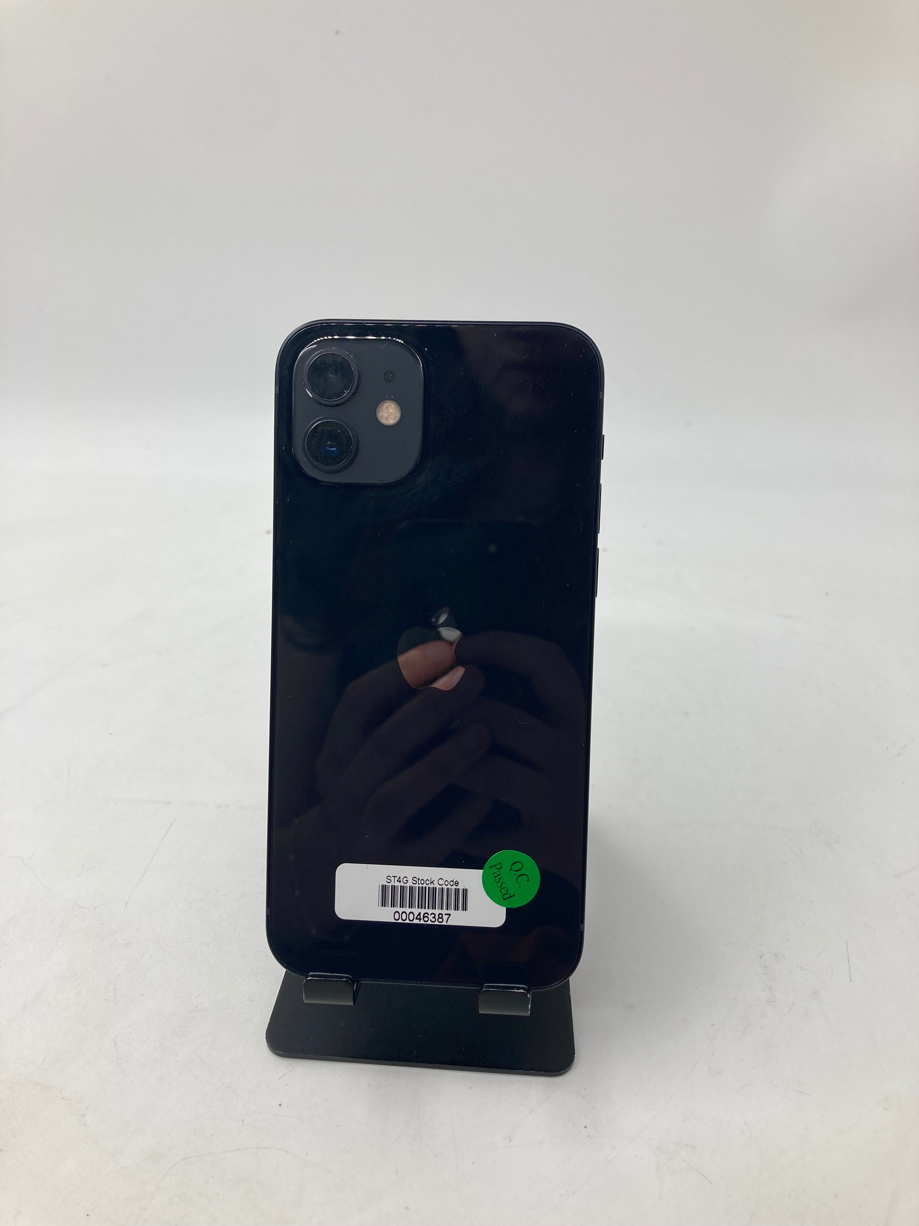 Apple iPhone A2403 6.1" Screen 64GB Unlocked - Navy