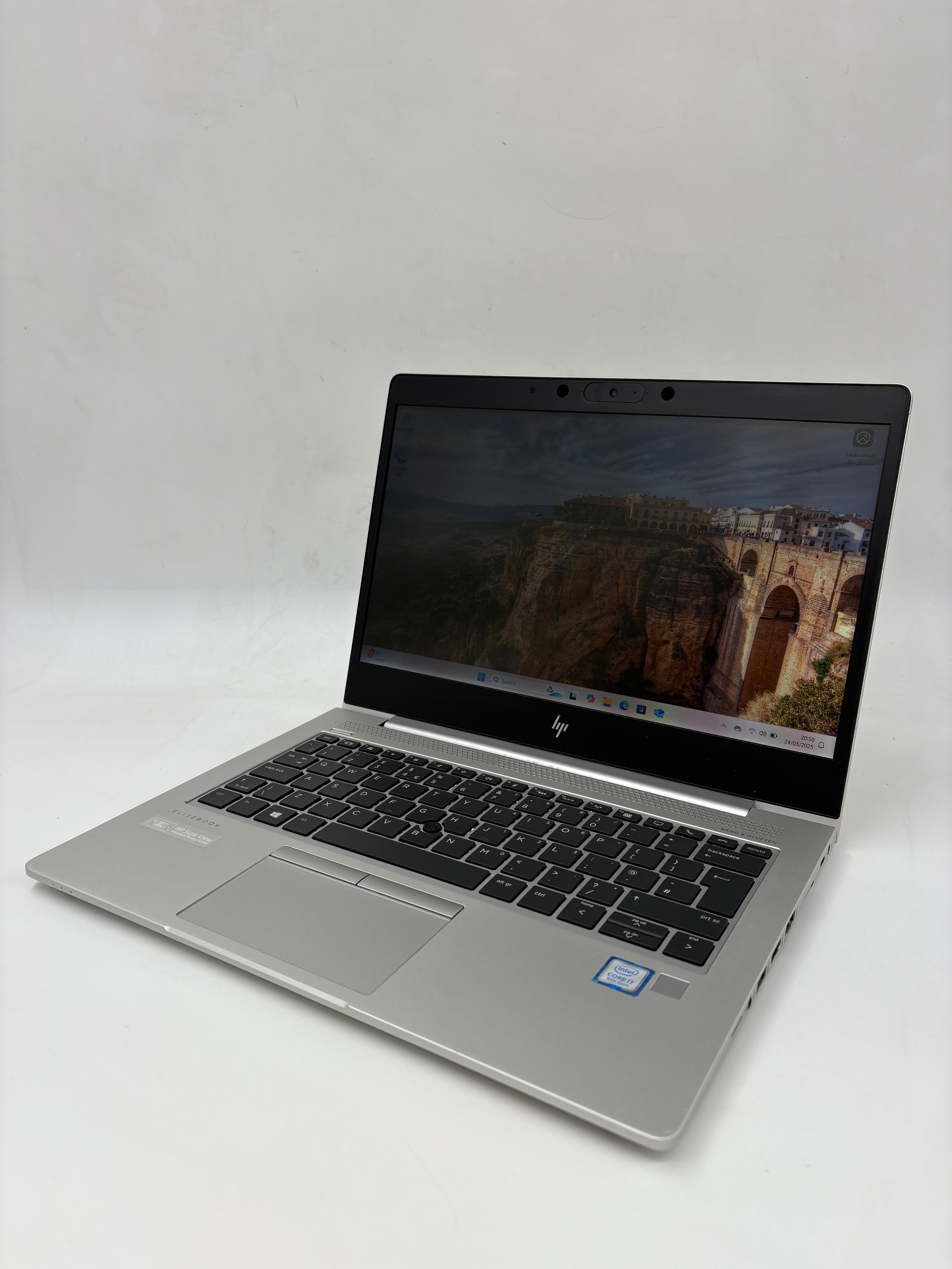 HP Laptop EliteBook 830 G5 13.3" Screen i7 8th Gen 16GB RAM 256GB SSD W11 Pro