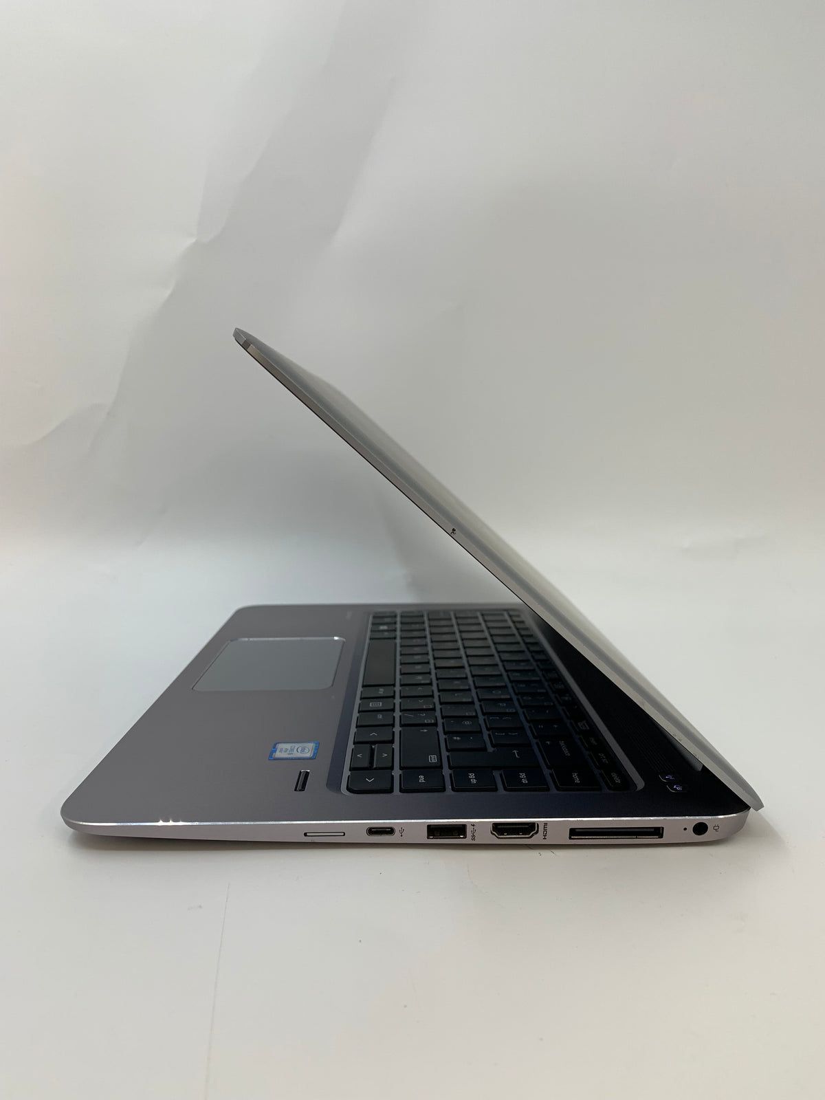 HP EliteBook Folio 1040 G3 | 14" QHD | i5 6th Gen | 8GB RAM | 128GB SSD | W10 Pro