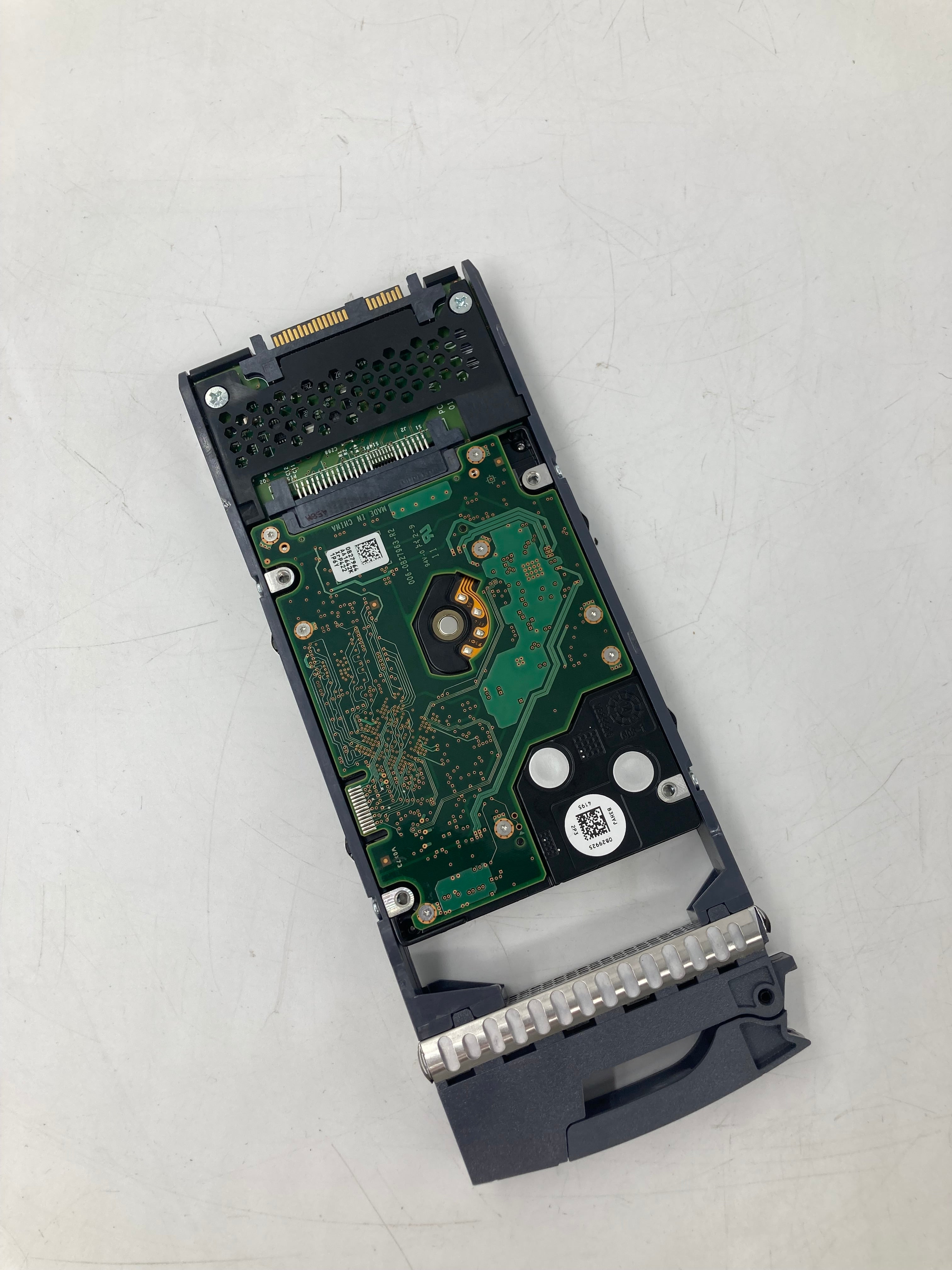 NetApp HDD 2.5" SAS 900GB 10K 6 Gbps P/N 108-00222 Lot of 35