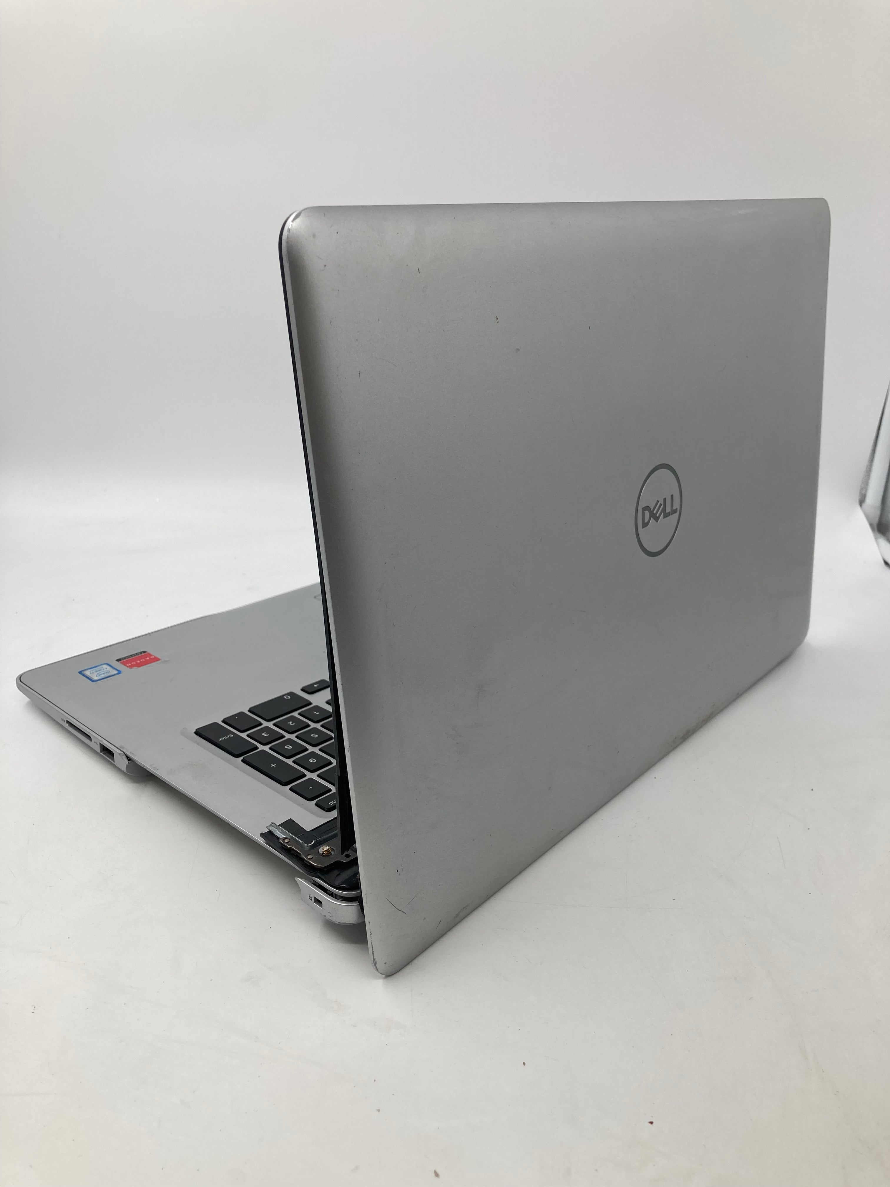Dell Inspiron 17.3" Screen i7 8th Gen No RAM No SSD No OS *Spares*