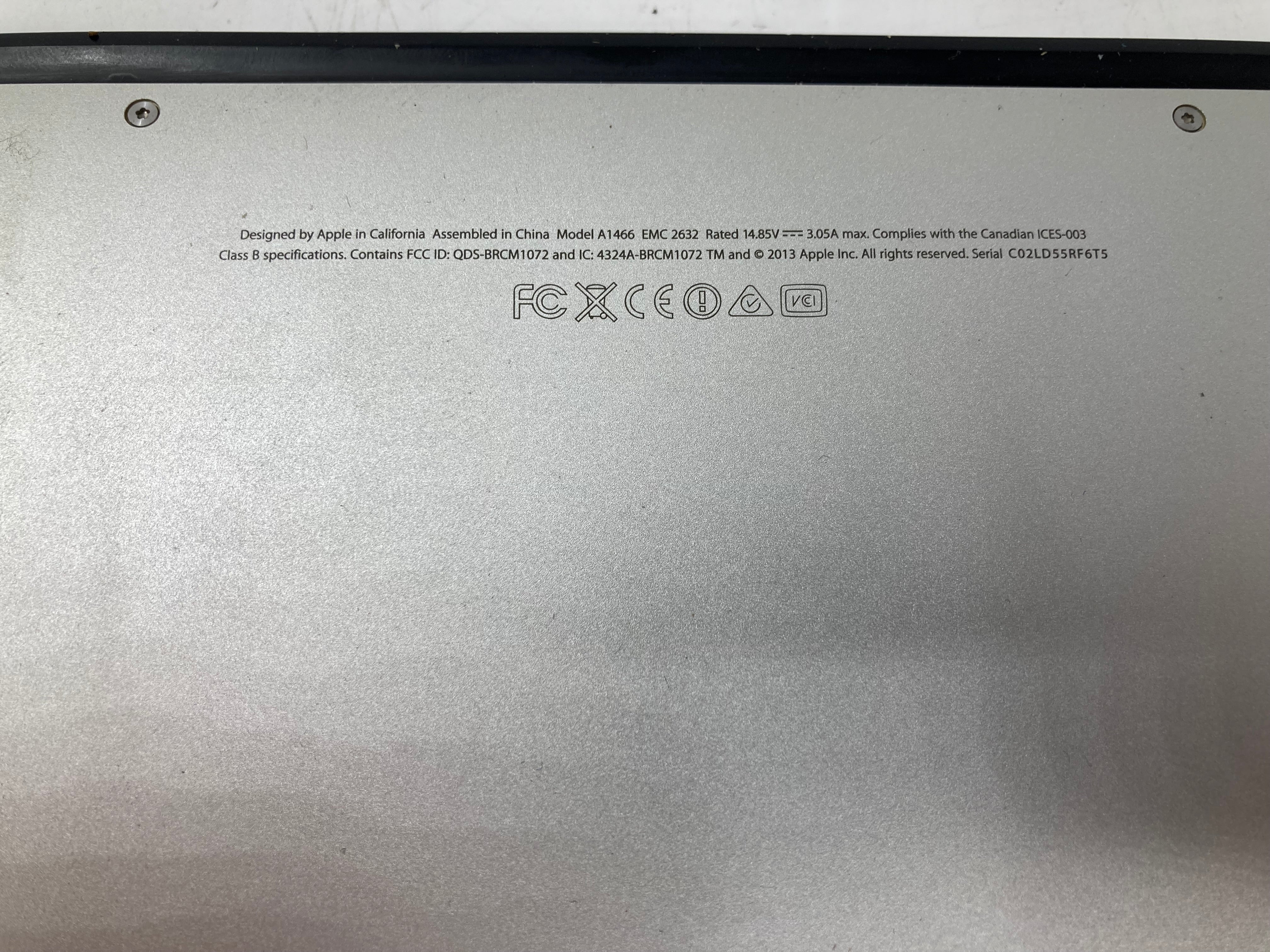 Apple MacBook Air 2013 13.3" A1466 EMC 2632 i5 8GB RAM 128GB SSD OS El Capitan