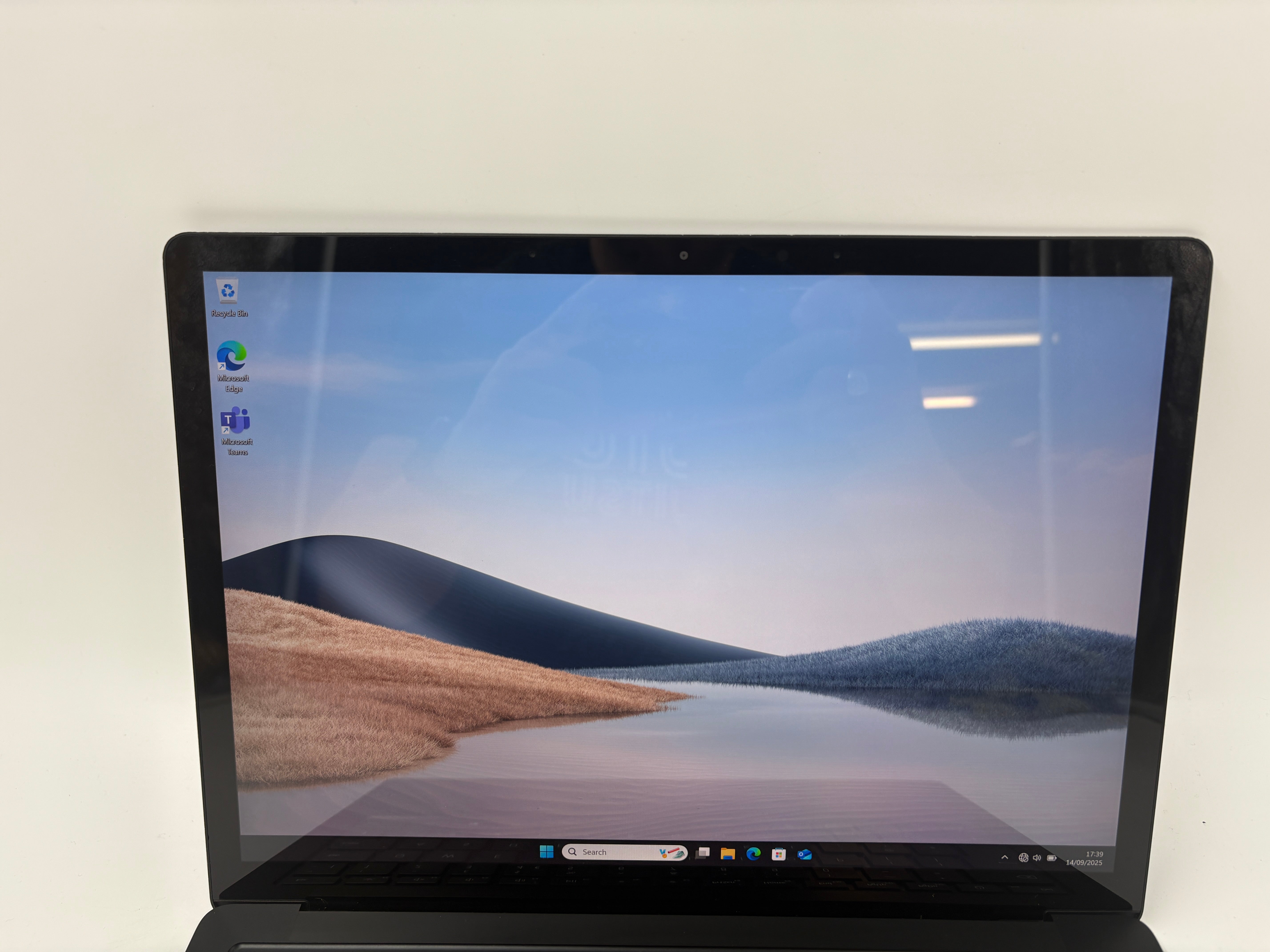 Microsoft Surface Laptop 3 13.5" Screen i5 10th Gen 8GB RAM 256GB SSD W11