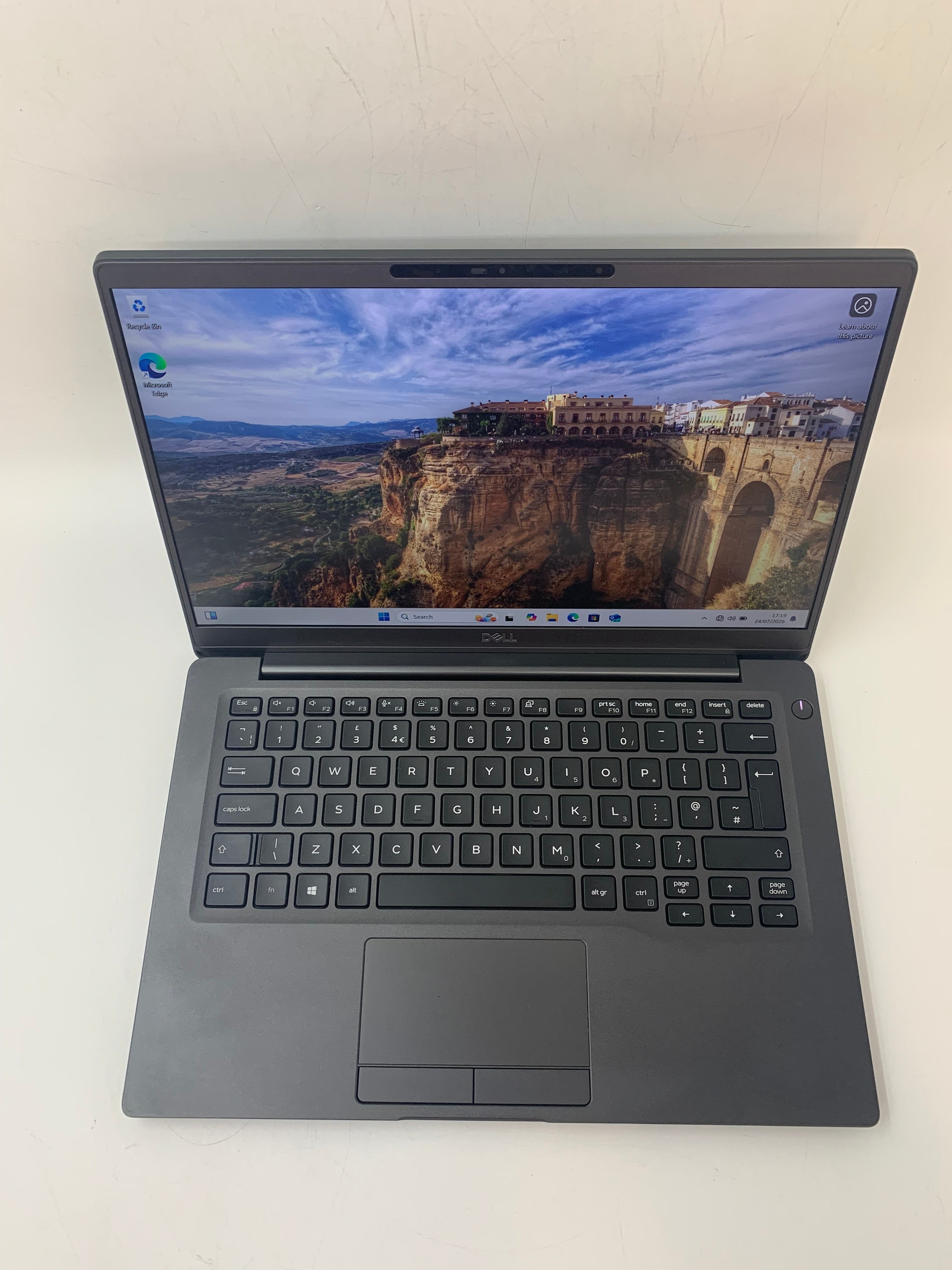 Dell Latitude 7400 | 14" FHD | i7 8th Gen | 16GB RAM | 512GB SSD | W11 Pro