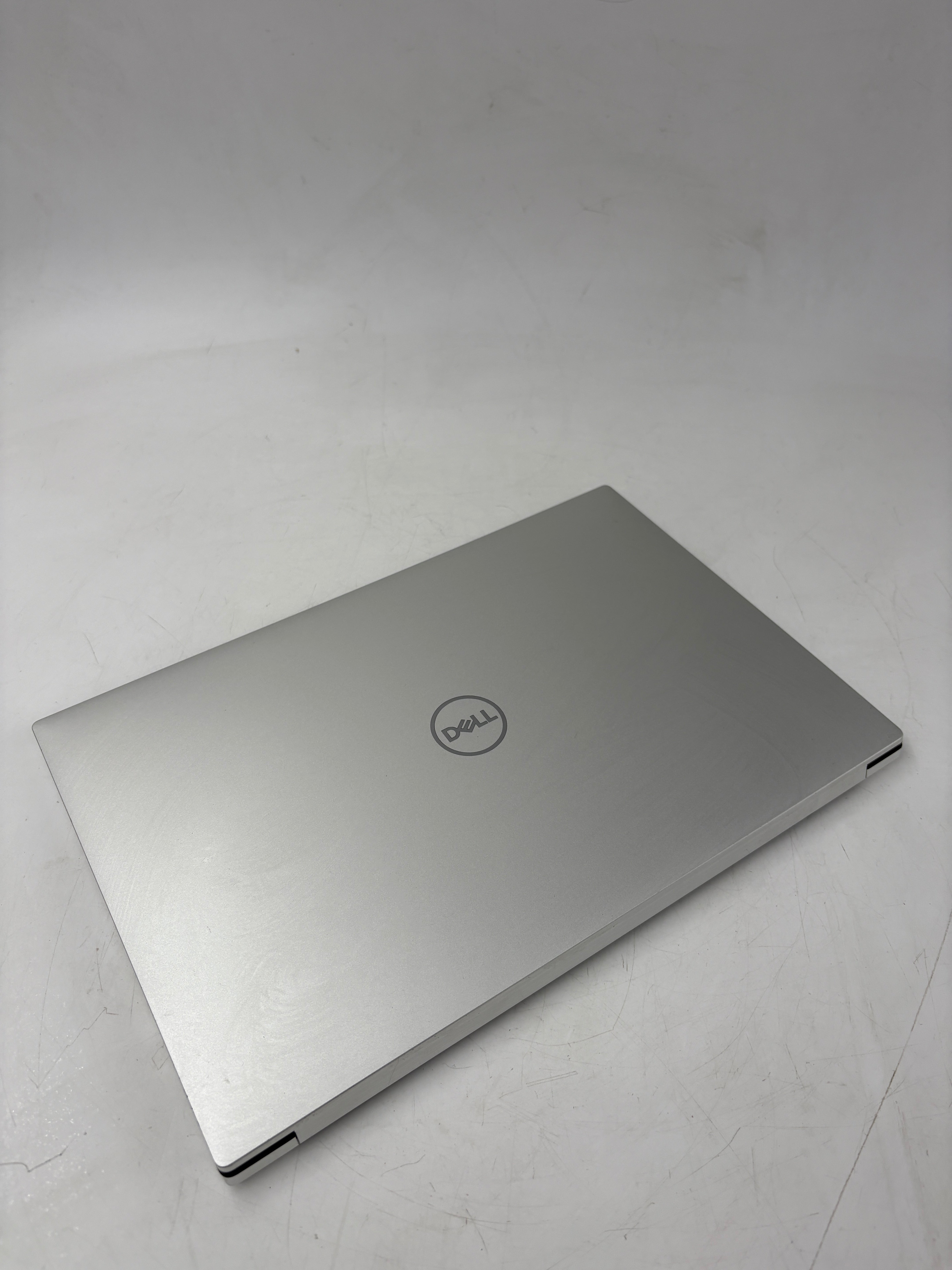 Dell XPS 15 9500 15.6" TouchScreen GTX 1650 i7 10th Gen 32GB RAM 1TB SSD W11
