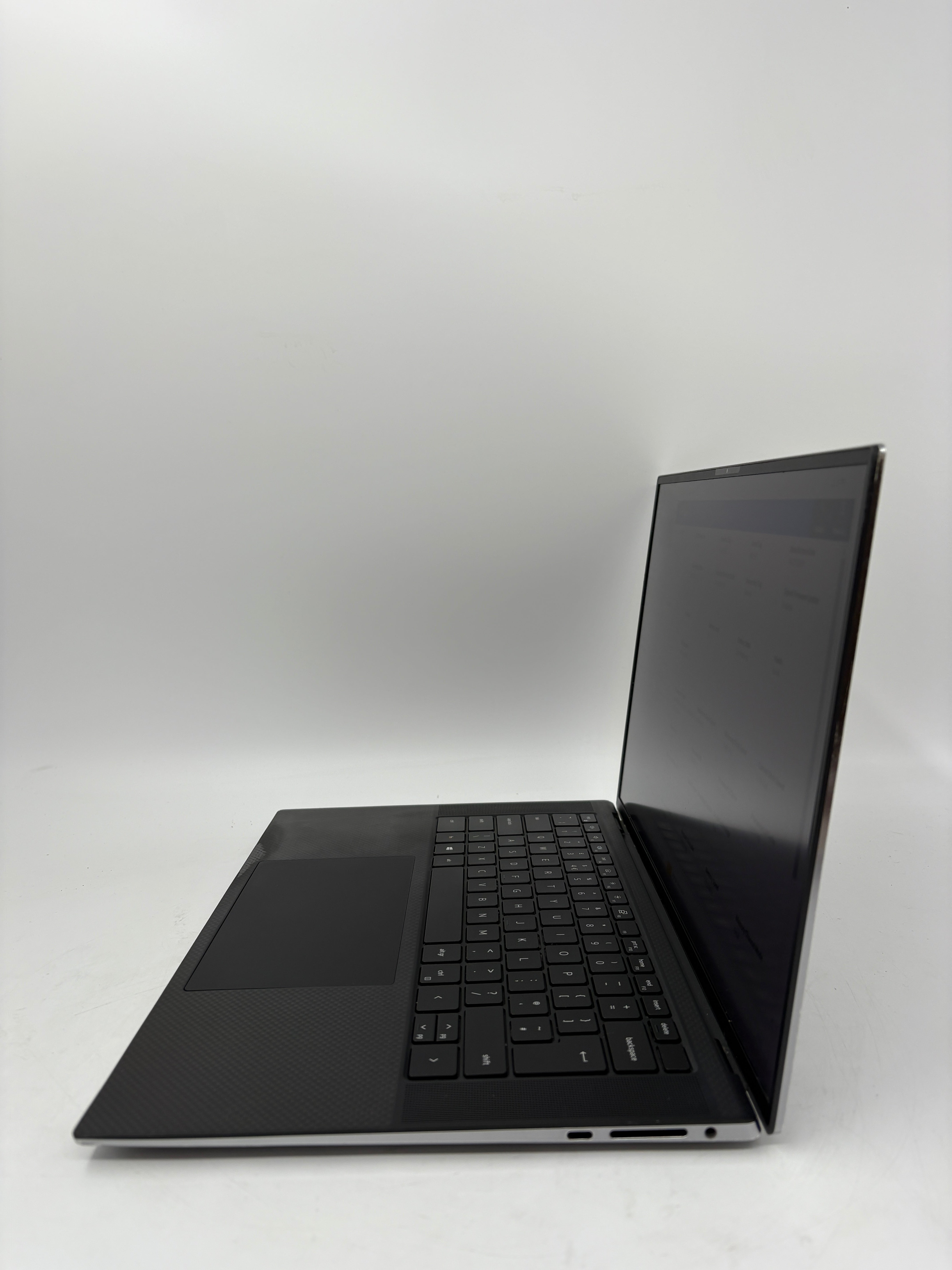 Dell laptop Precision 5550 15.6" Screen i7 10th Gen 32GB RAM 512GB SSD W11