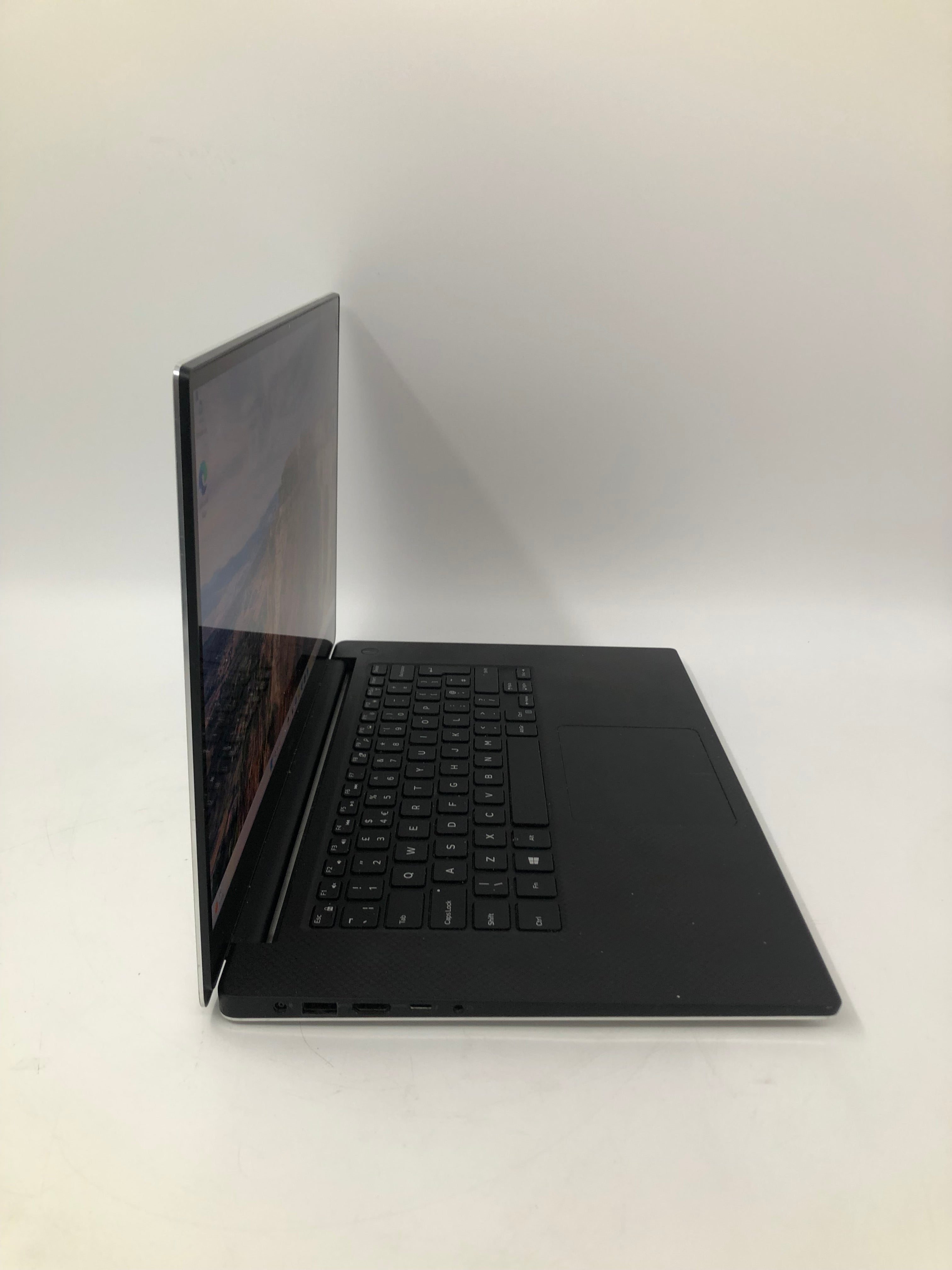 Dell Precision 5540 15" TouchScreen i9 9th Gen 32GB RAM 1TB W11 Quadro T2000