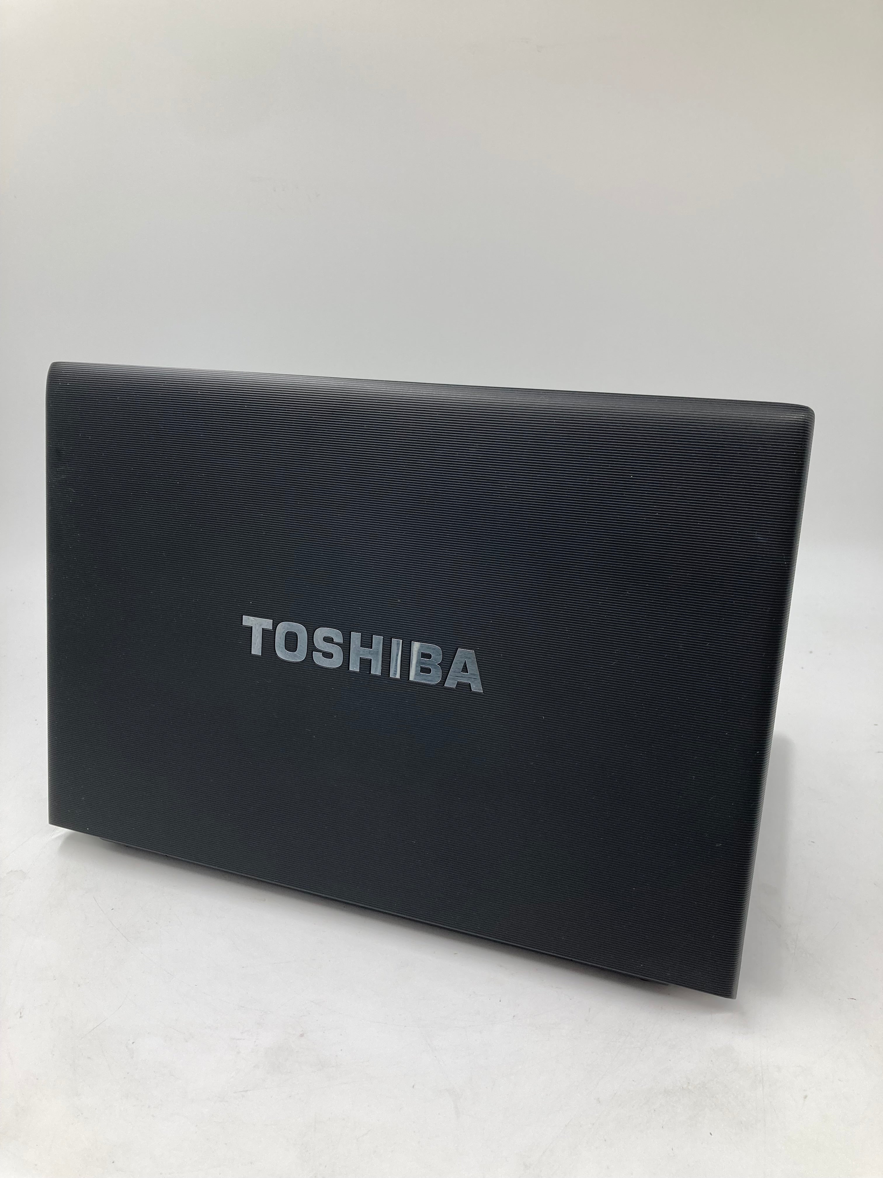 Toshiba Laptop Tecra R840-15J 14" i3 2nd Gen 2GB RAM No HDD No OS Batch of 2