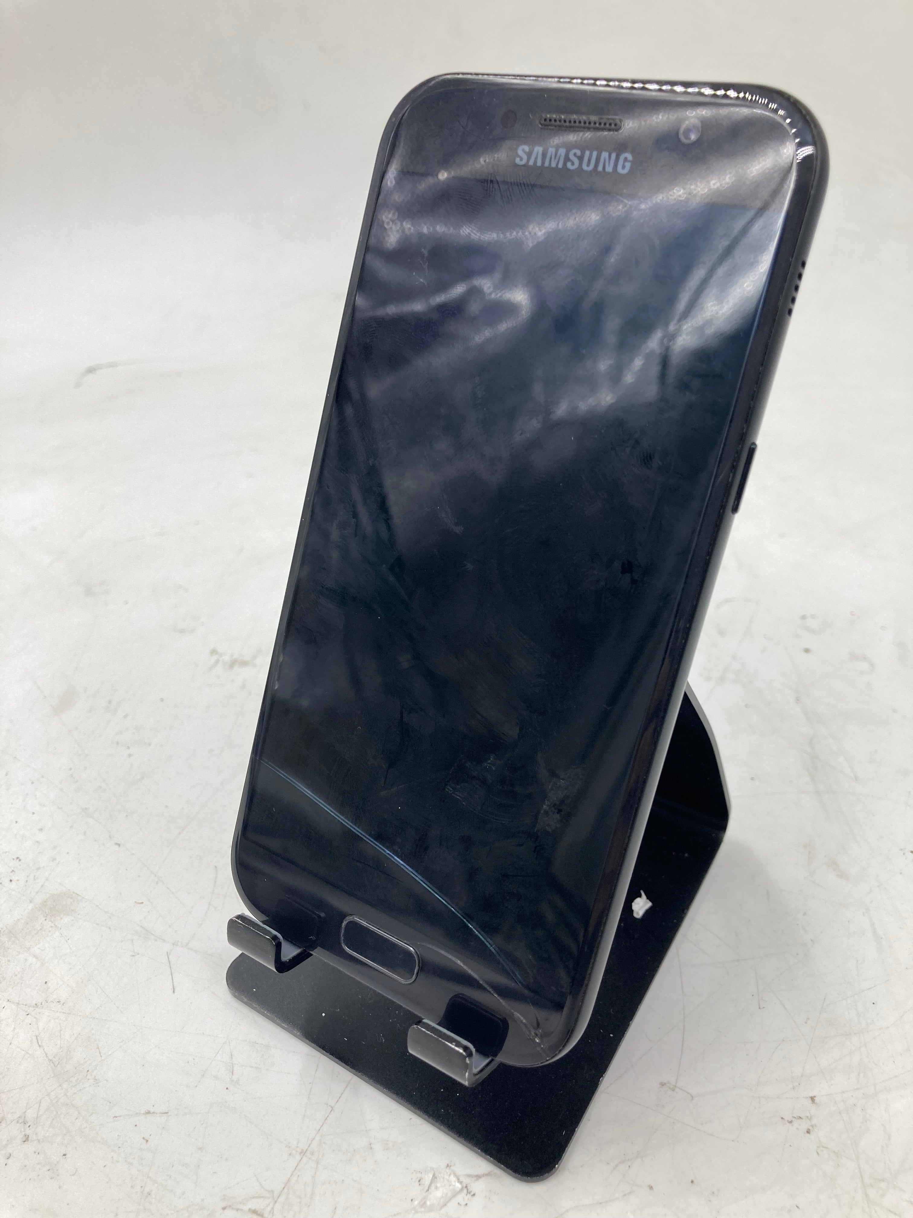 Samsung Galaxy A520 32GB Black - Unlocked Lot Of 6