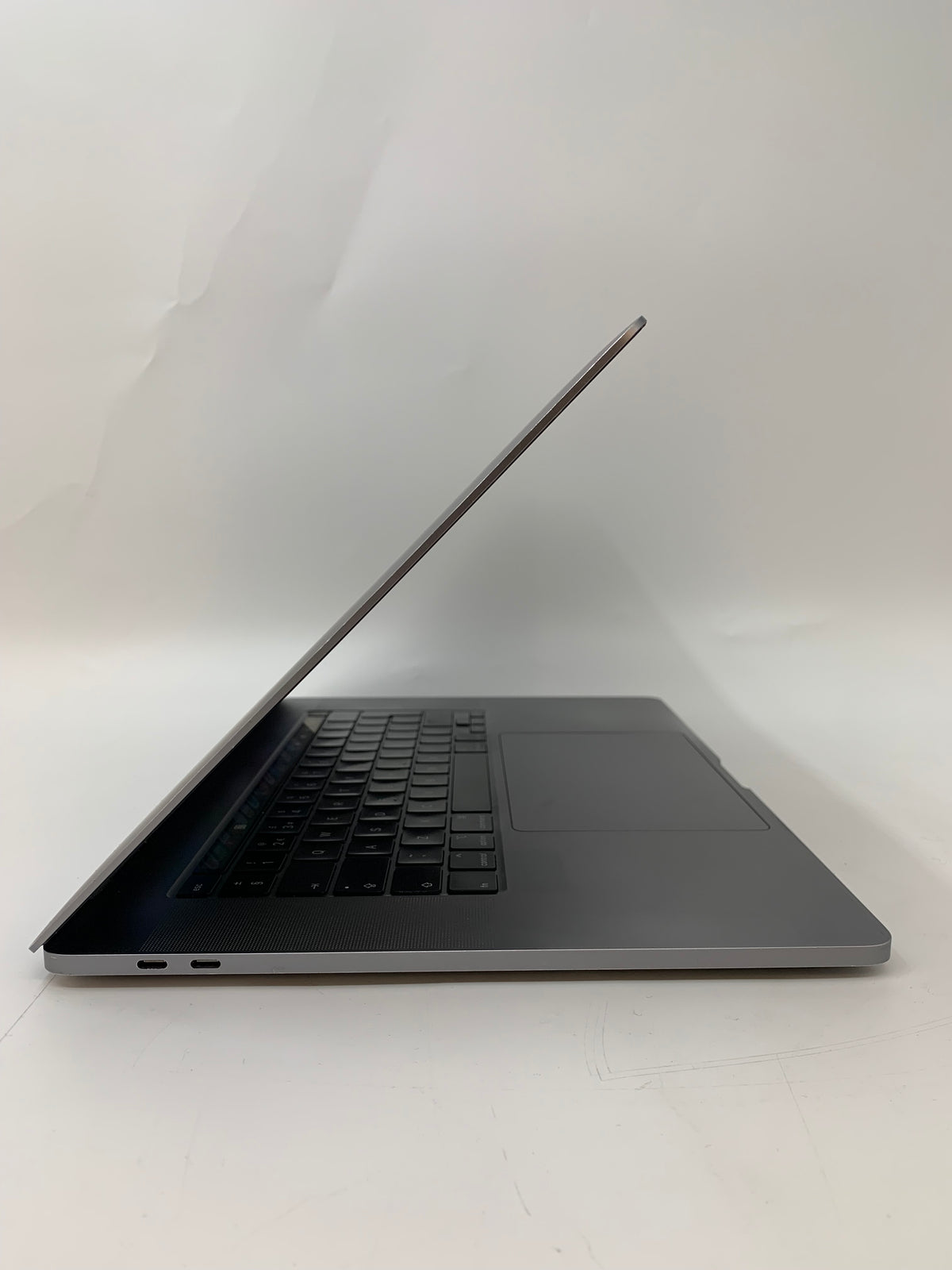 Apple MacBook Pro | 2019 | 16" Retina Display | Intel Core i7 | 16GB RAM | 512GB SSD | macOS