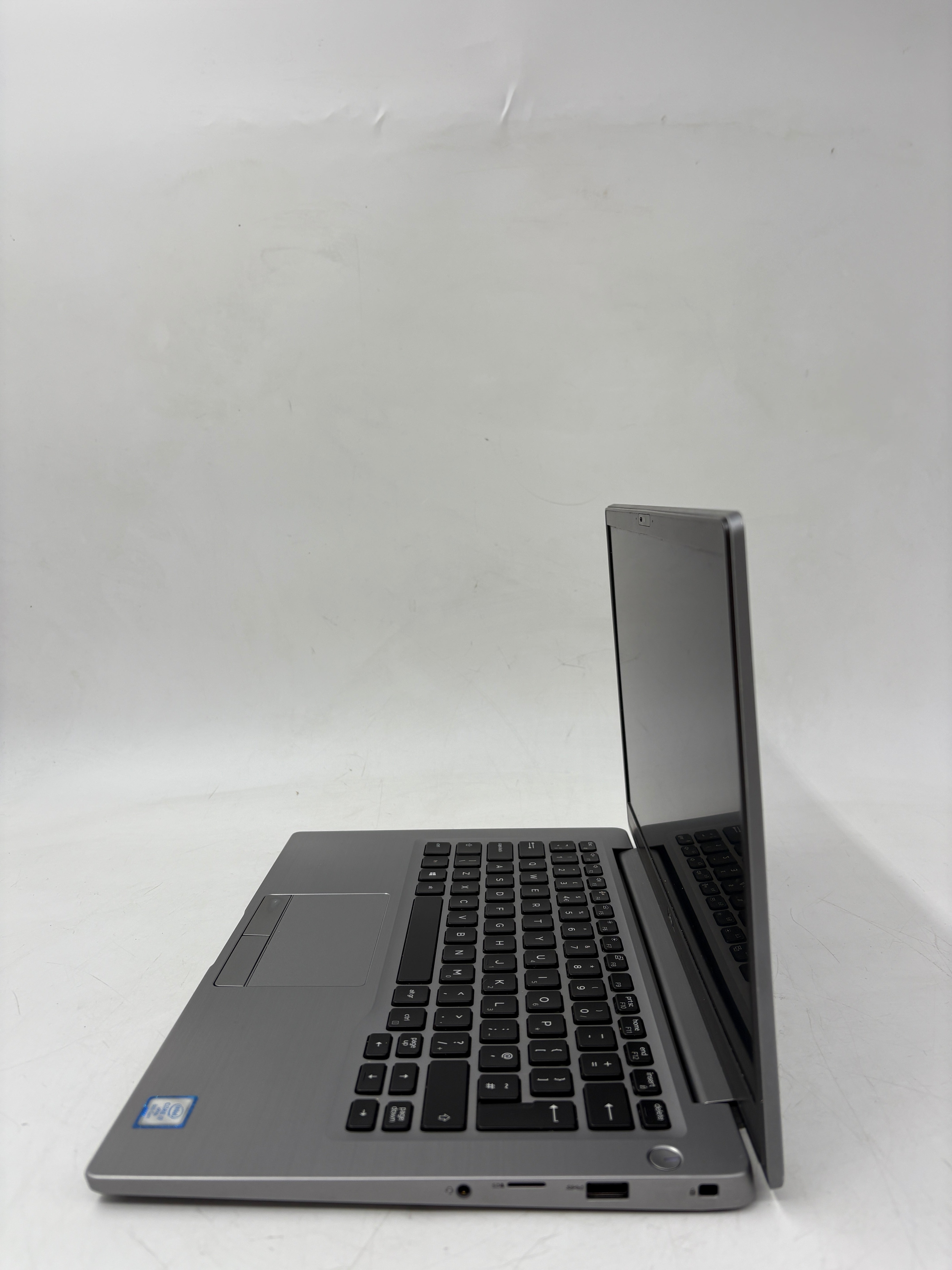 Dell Laptop Latitude 7400 14" Screen i7 8th Gen 16GB RAM 512GB SSD W11