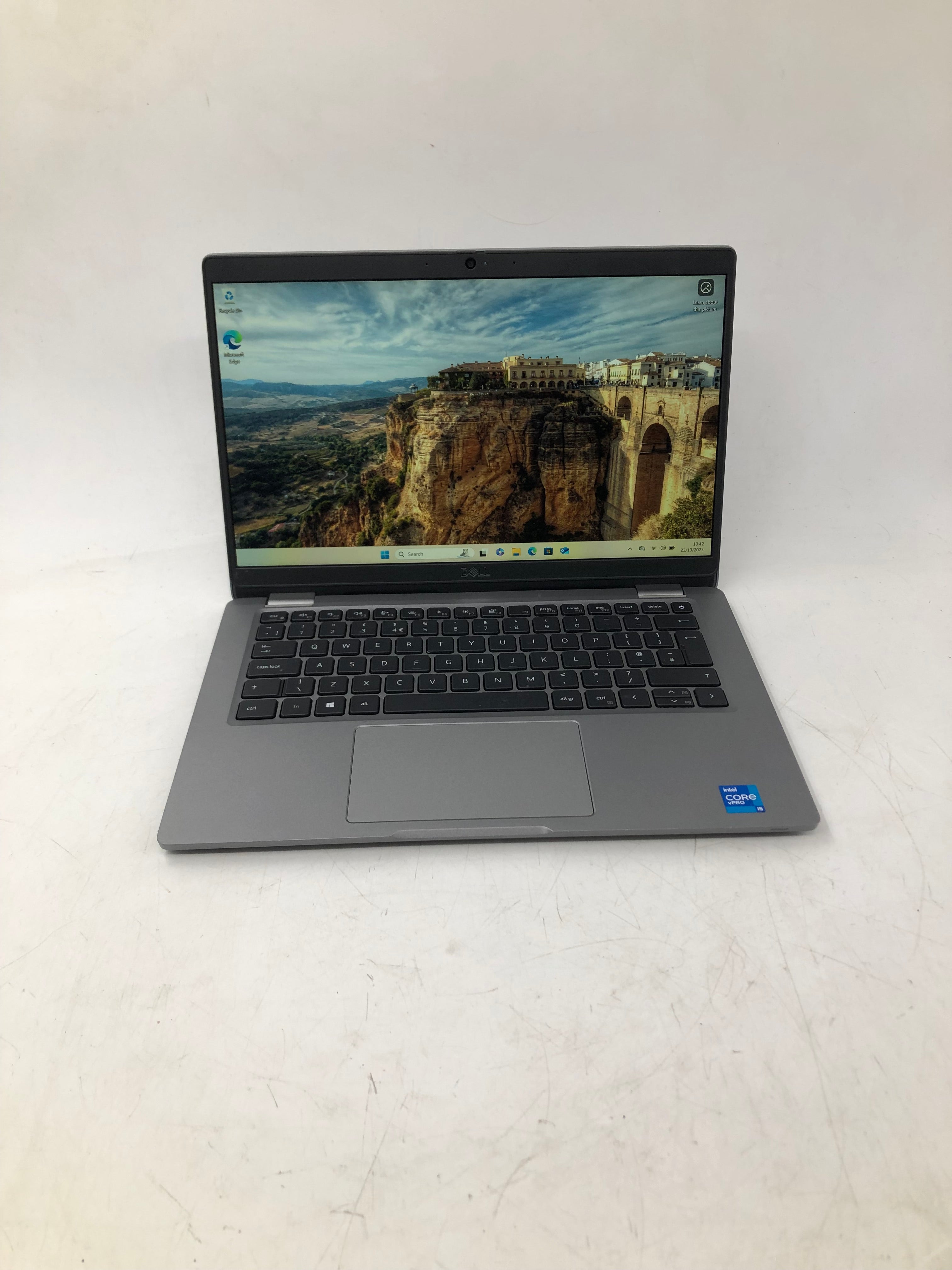 Dell Latitude 5320 13" Screen i5 11th Gen 8GB RAM 256GB SSD W11