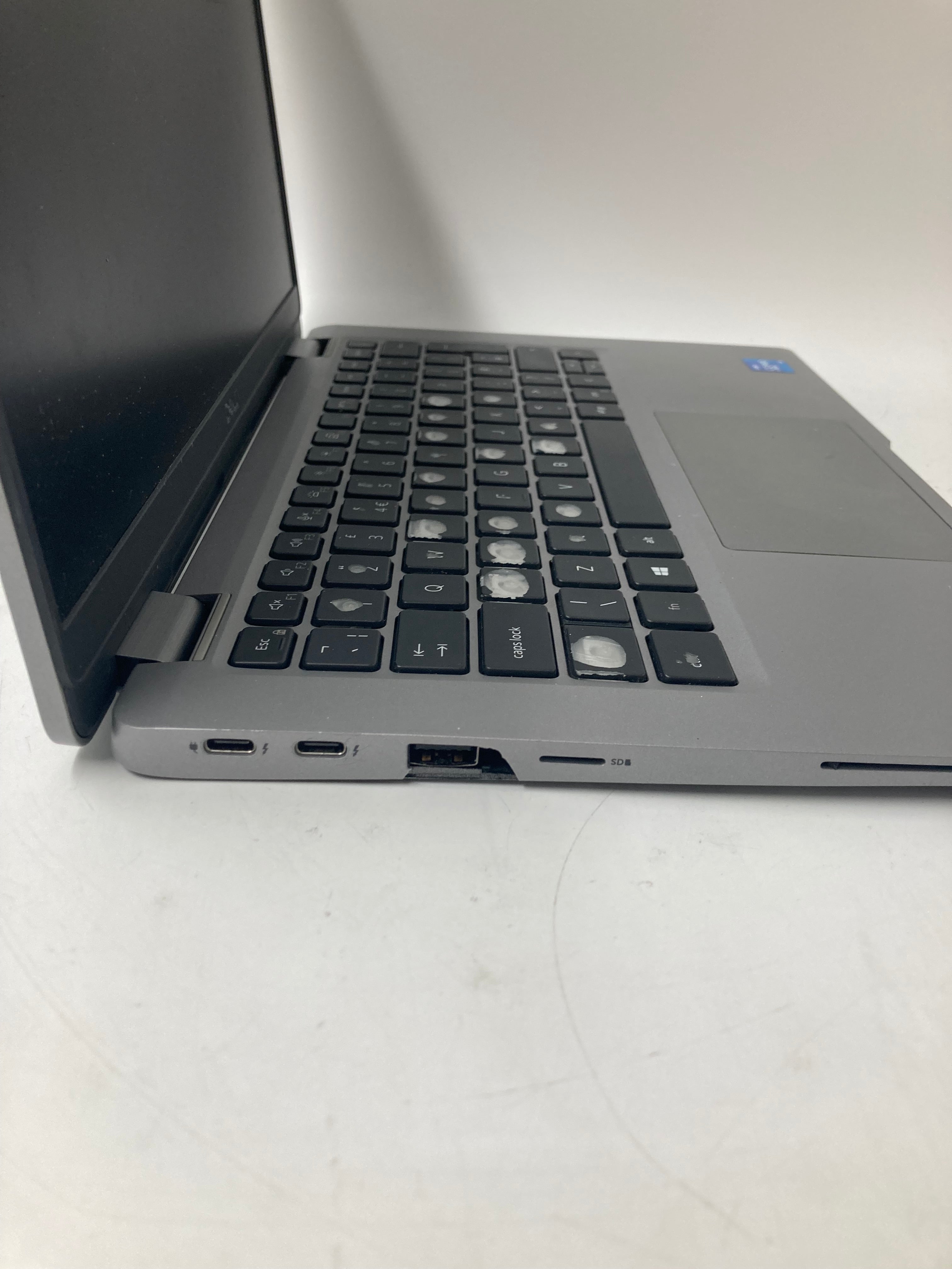 Dell Latitude 5320 13" Screen i5 11th Gen 8GB RAM 256GB SSD W11