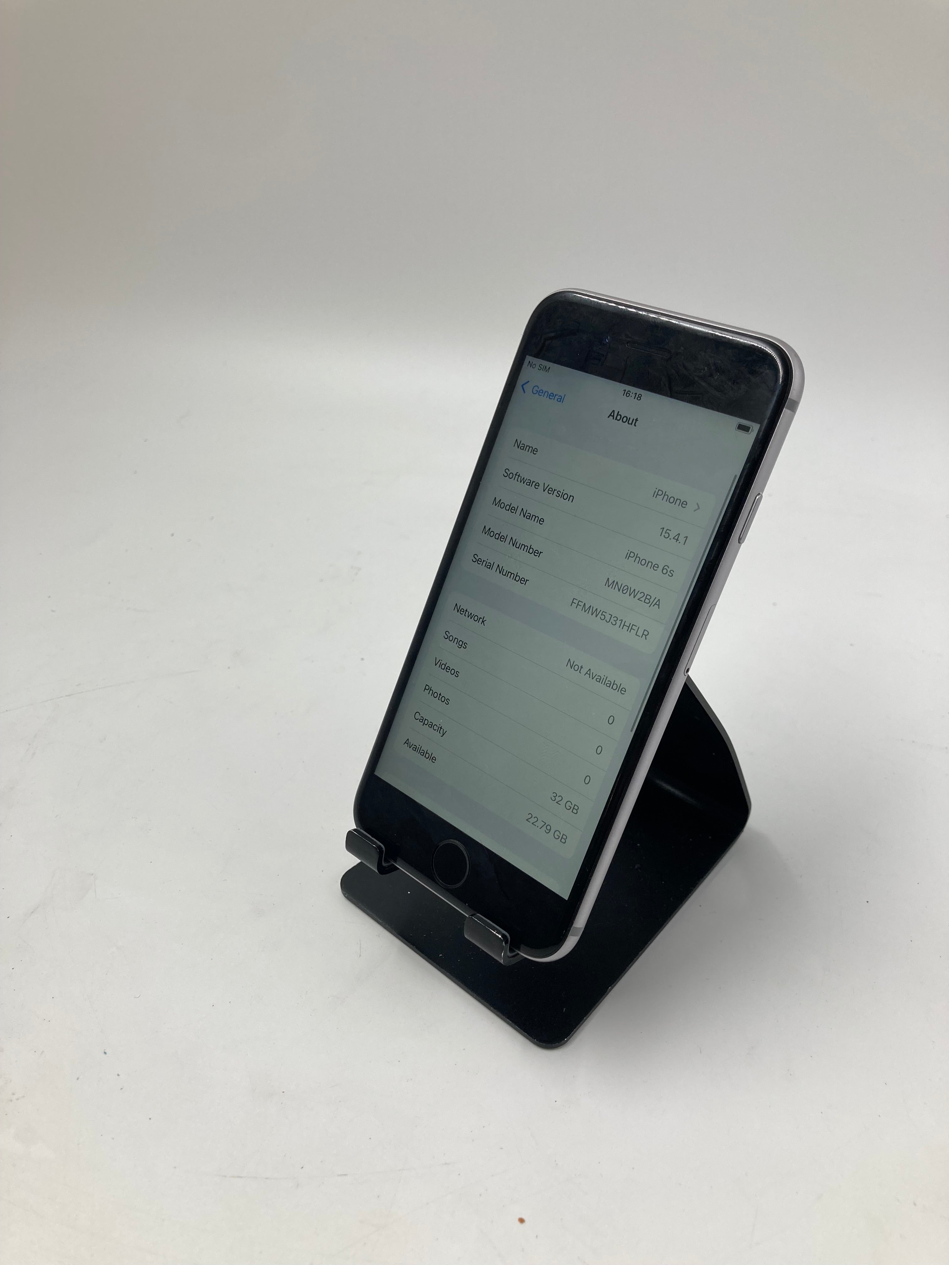 Apple iPhone 6s A1688 32GB Silver Gold - Unlocked