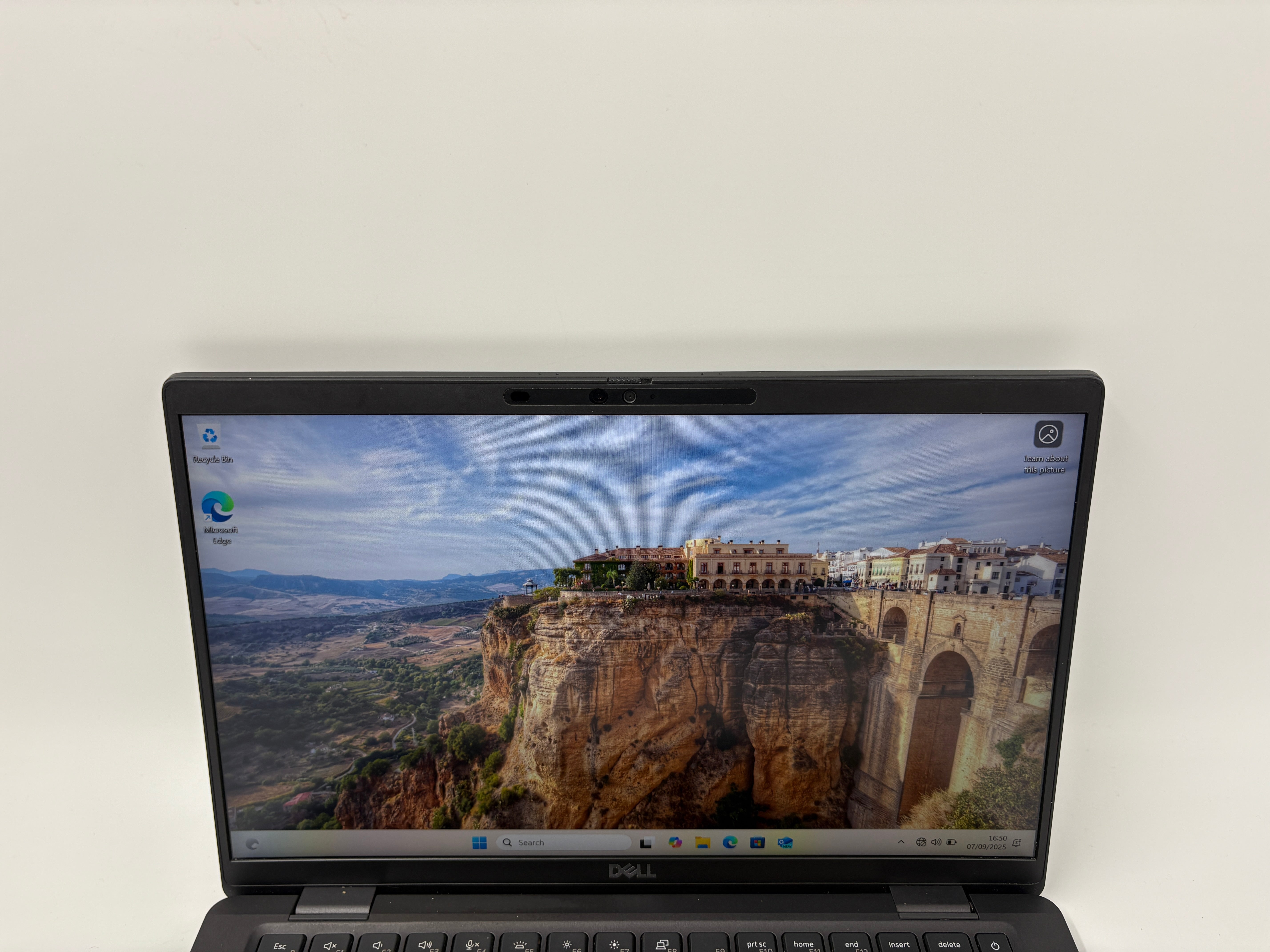 Dell Laptop Latitude 7420 14"Screen i7 11th Gen 16GB RAM 512GB W11