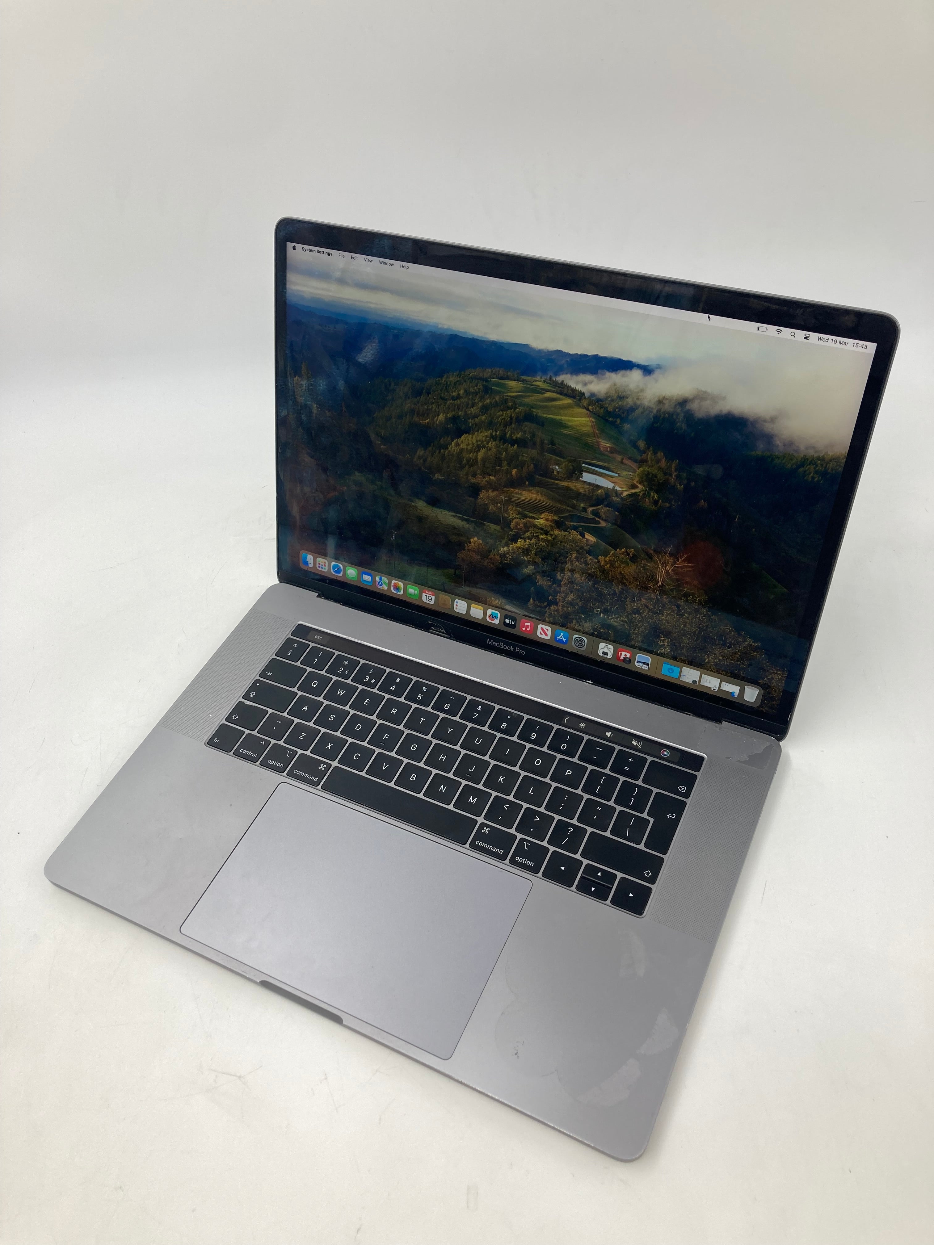 Apple MacBook Pro 2019 15" i7 9th Gen 16GB RAM 256GB SSD Sonoma