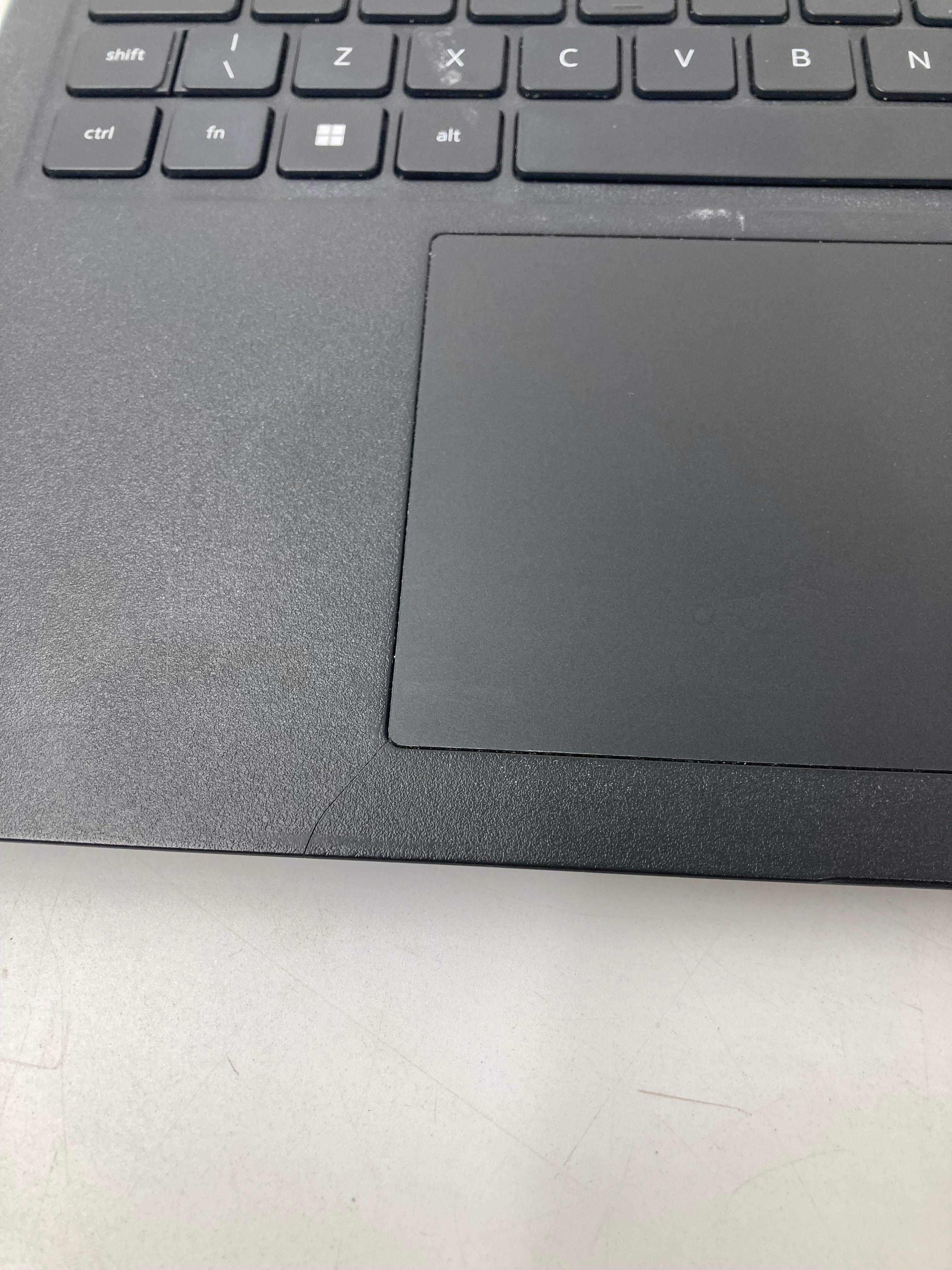 Dell Latitude 3520 15" Screen i5 11th Gen 8GB No SSD No OS *Spares*