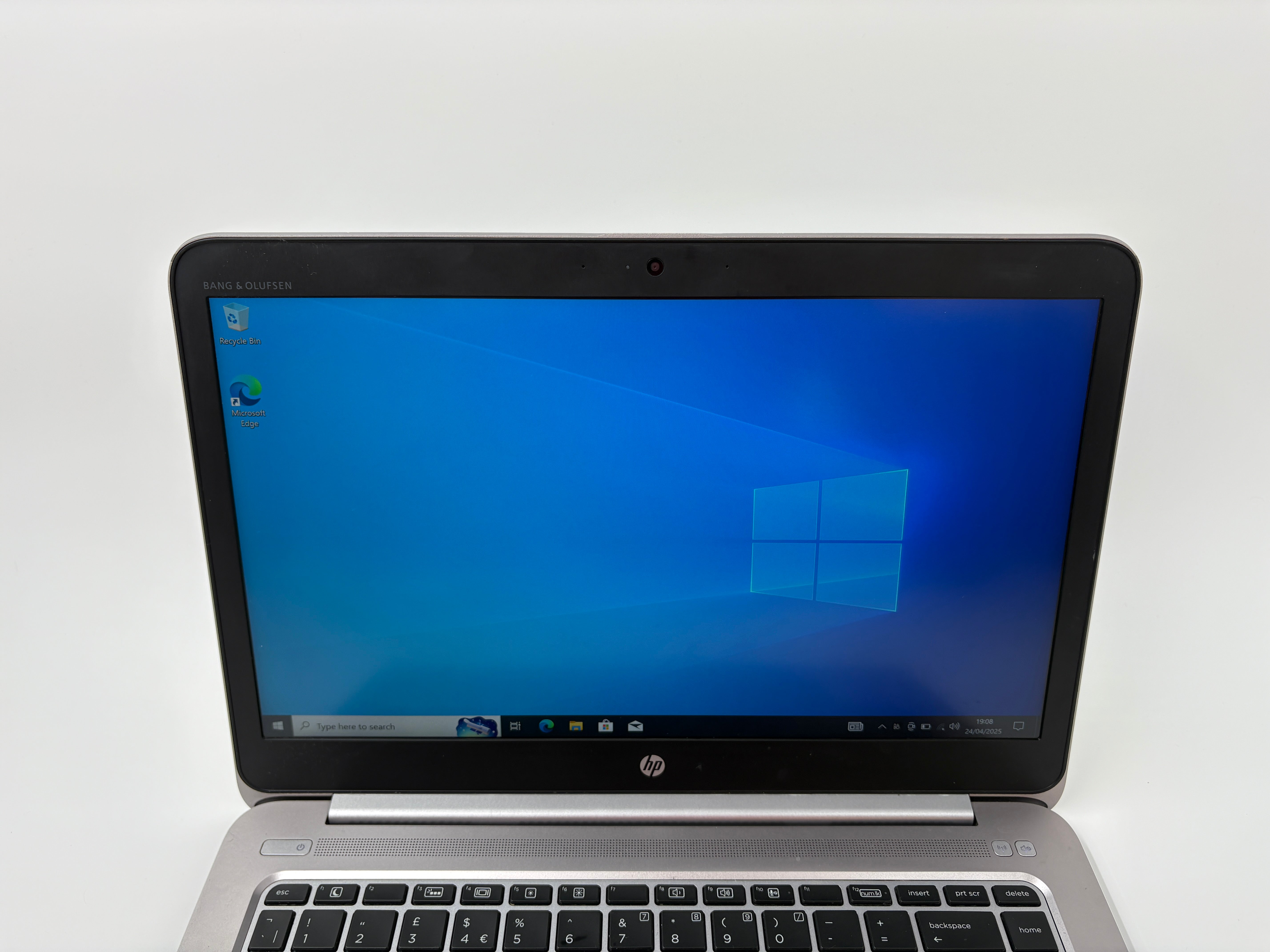 HP Laptop EliteBook Folio 1040 G4 14" i7 6th Gen 16GB RAM 256GB SSD W10