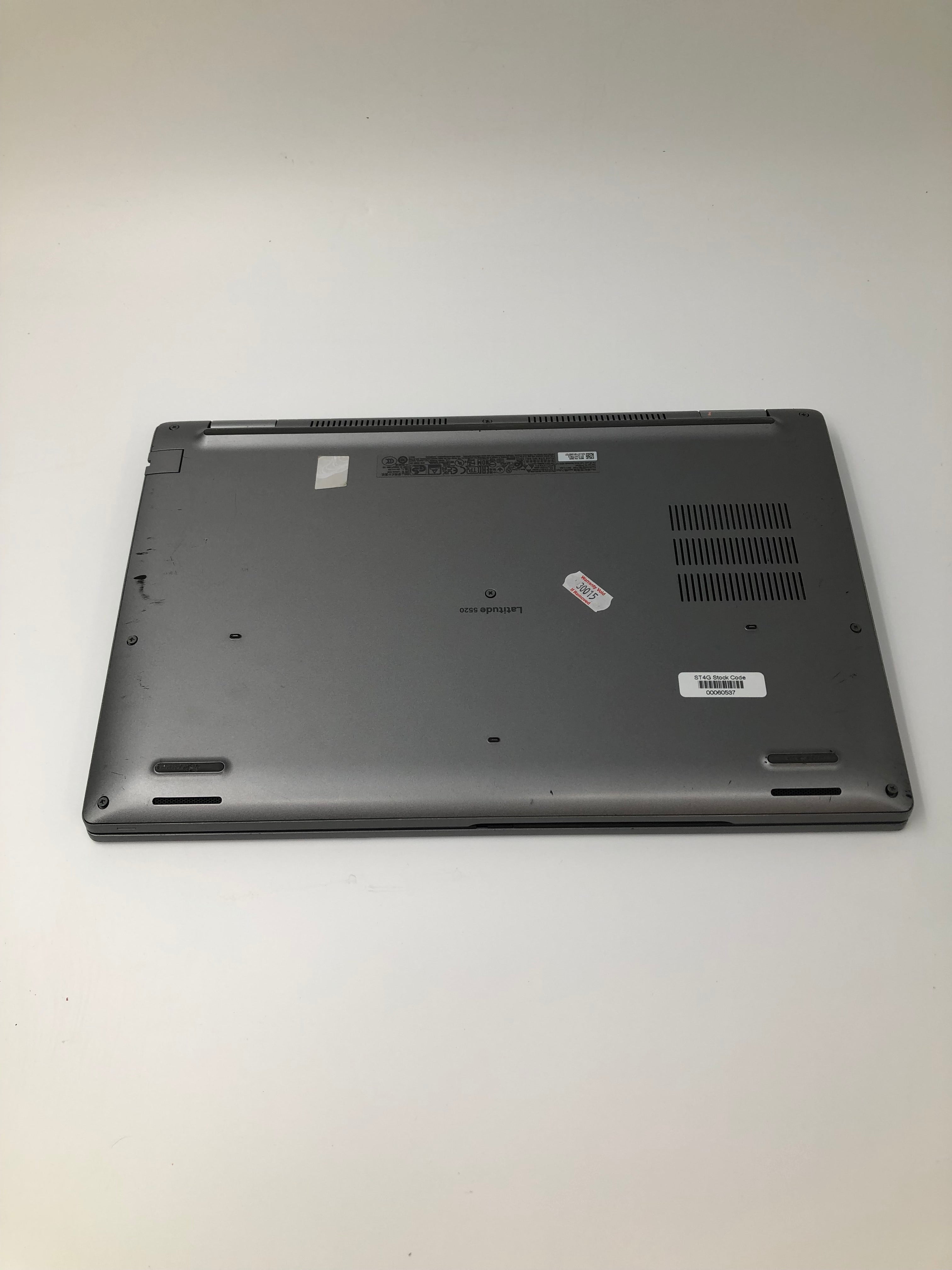 Dell Laptop Latitude 5520 15" Screen i5 11th Gen 8GB RAM No SSD No OS -Spares-