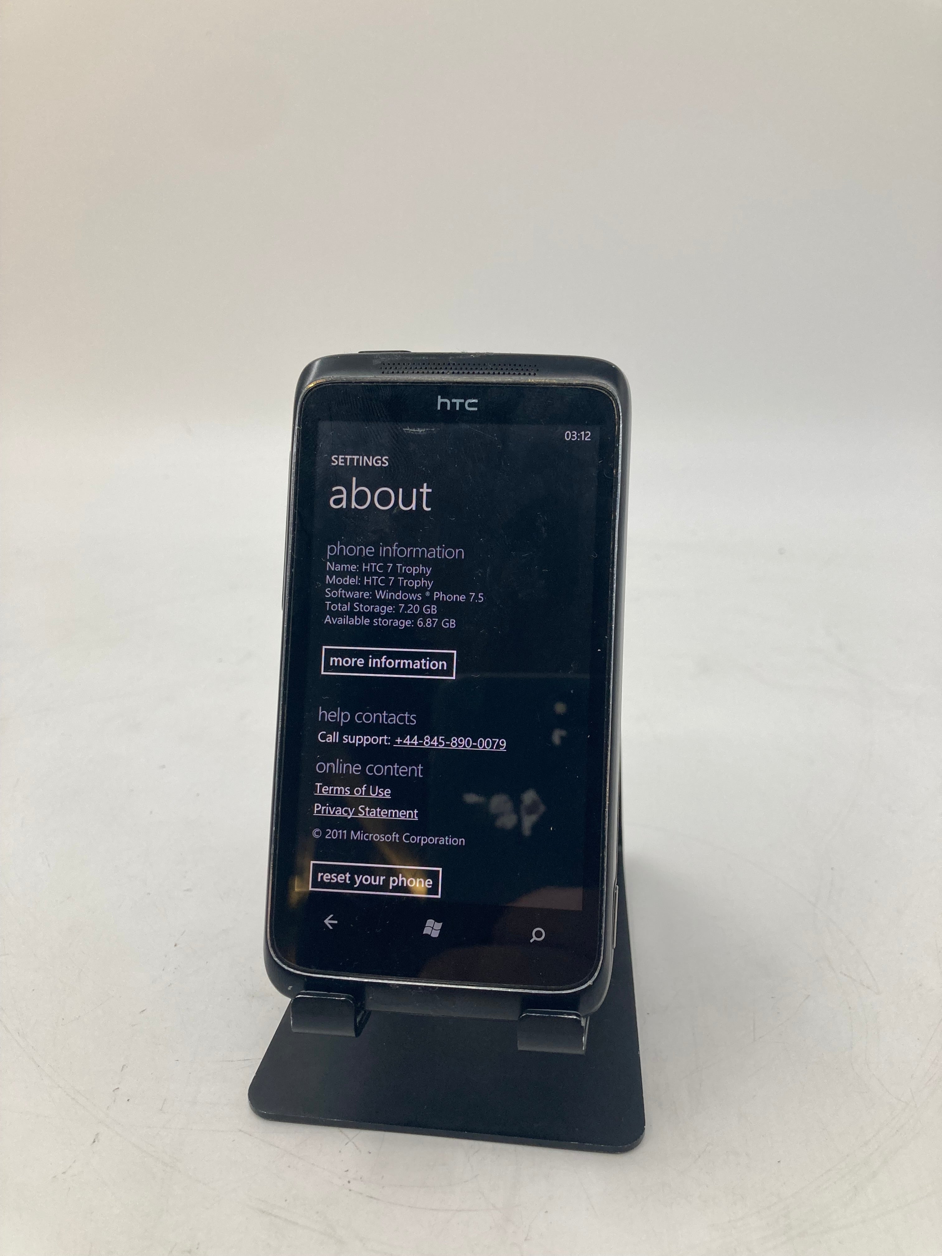 HTC Mircosoft 7 Trophy 4" Screen 8GB Storage Network Locked