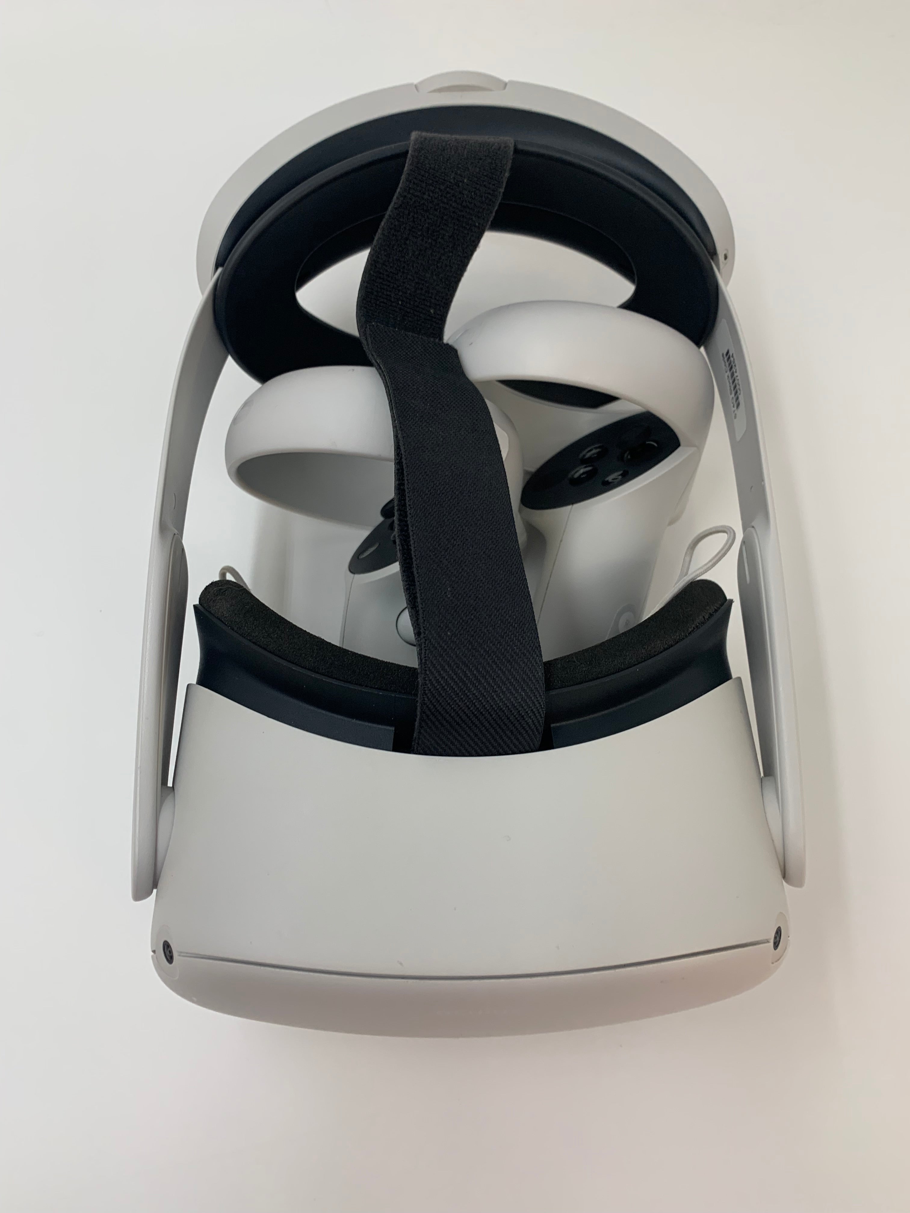 Meta Quest 2 (Oculus Quest 2) | 64GB Storage | 2 Controllers