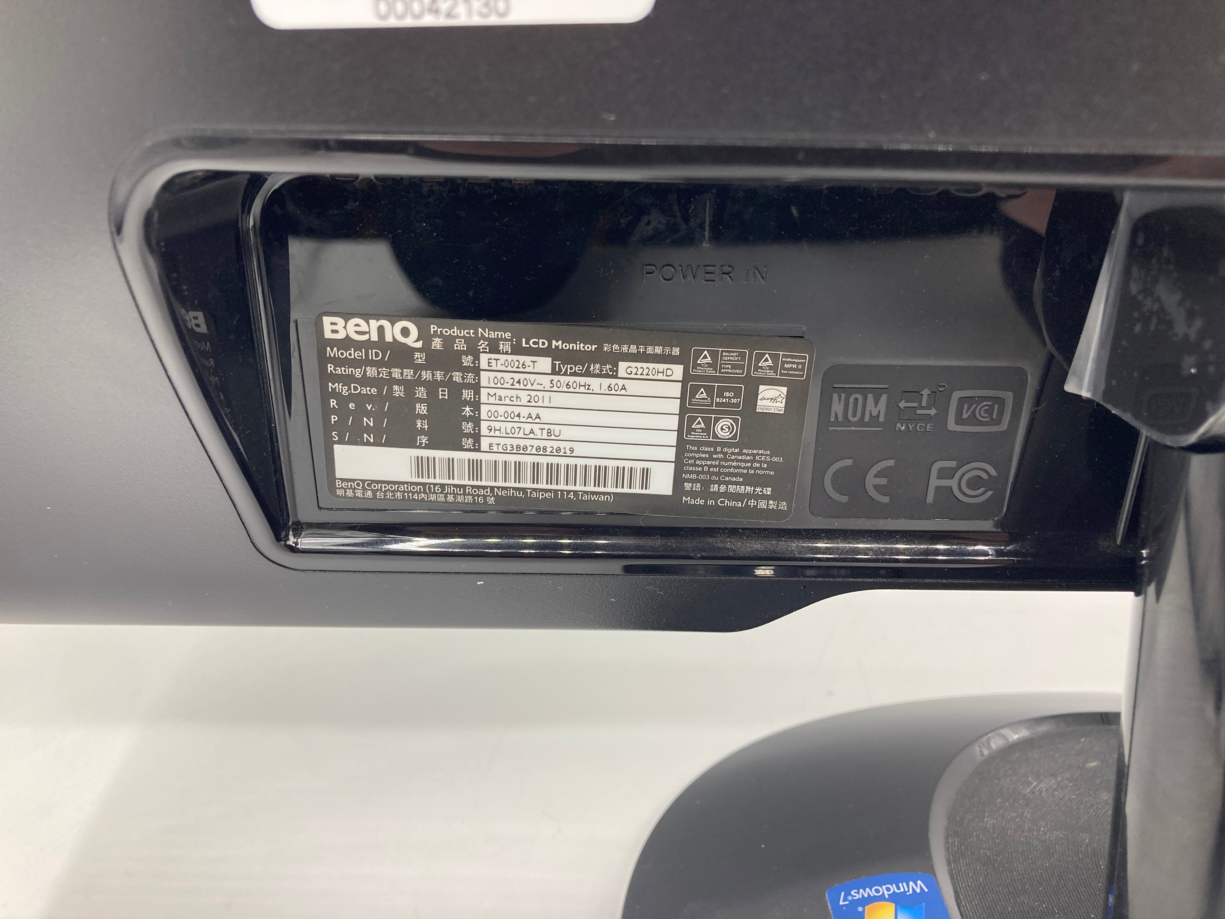 BenQ ET-0026-T 21.5" LCD Monitor VGA DVI Black