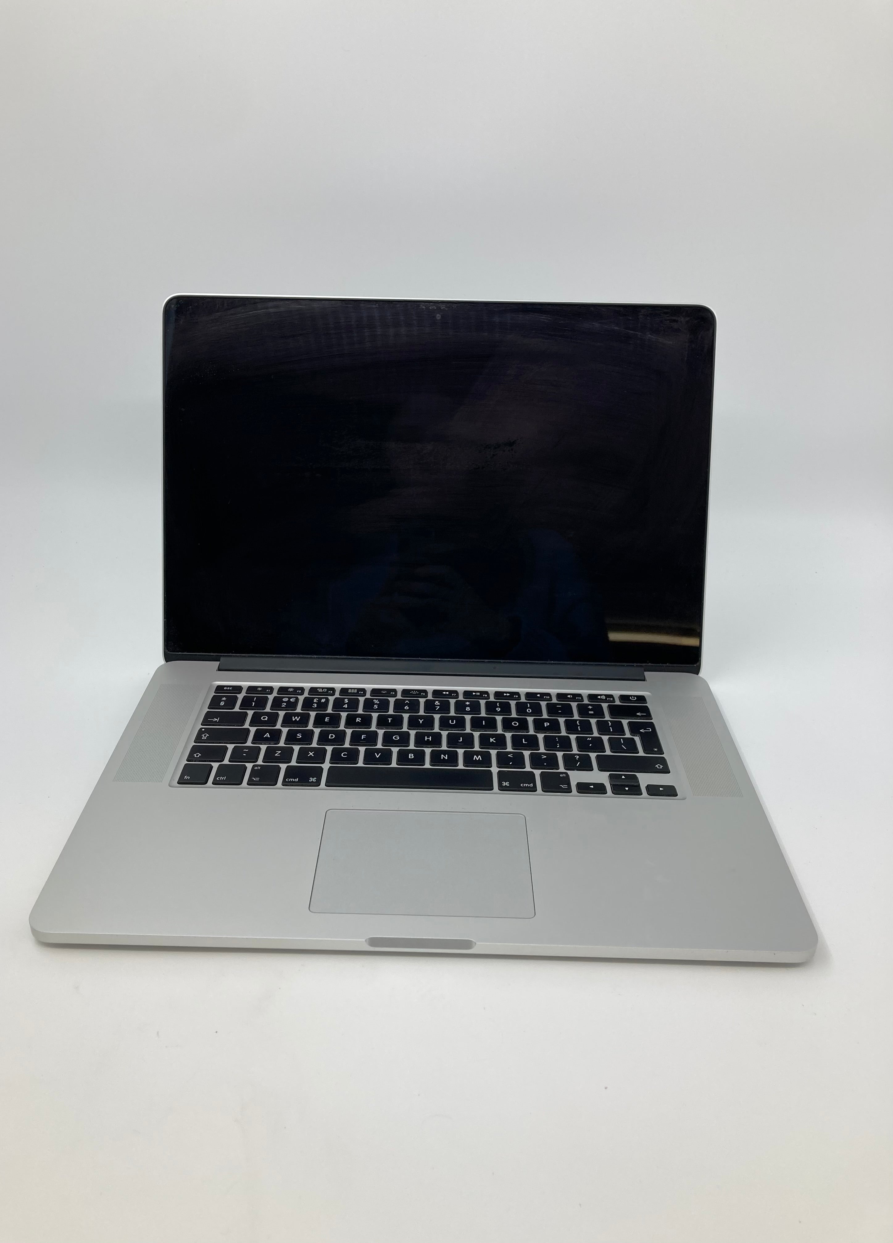 Apple MacBook Pro 2015 15" Screen No Motherboard No HDD *Spares*