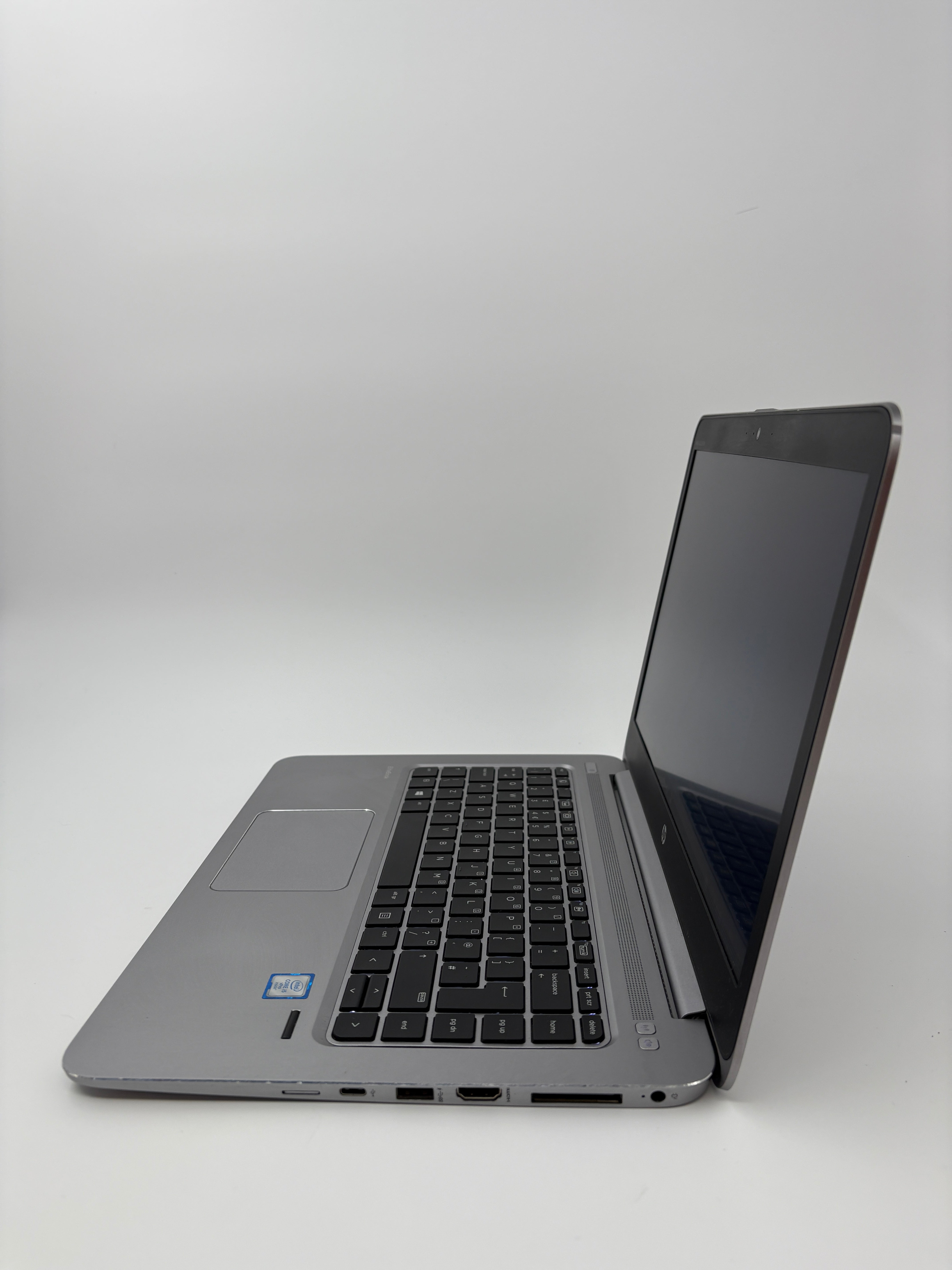 HP Laptop EliteBook Folio 1040 G4 14" i5 6th Gen 8GB RAM 256GB SSD W10