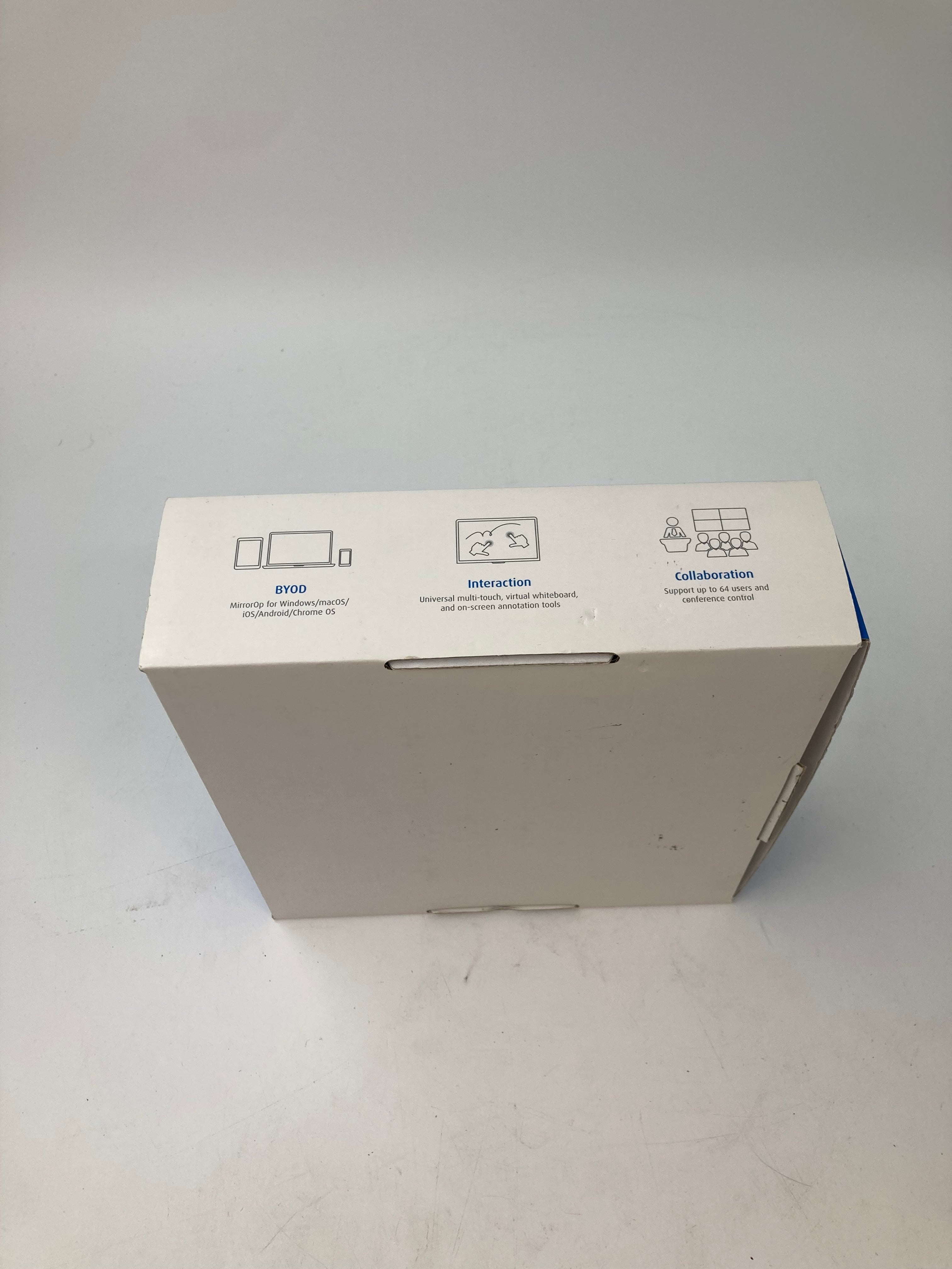 WePresent WiPG-1600 Wireless Multimedia Presentation Gateway