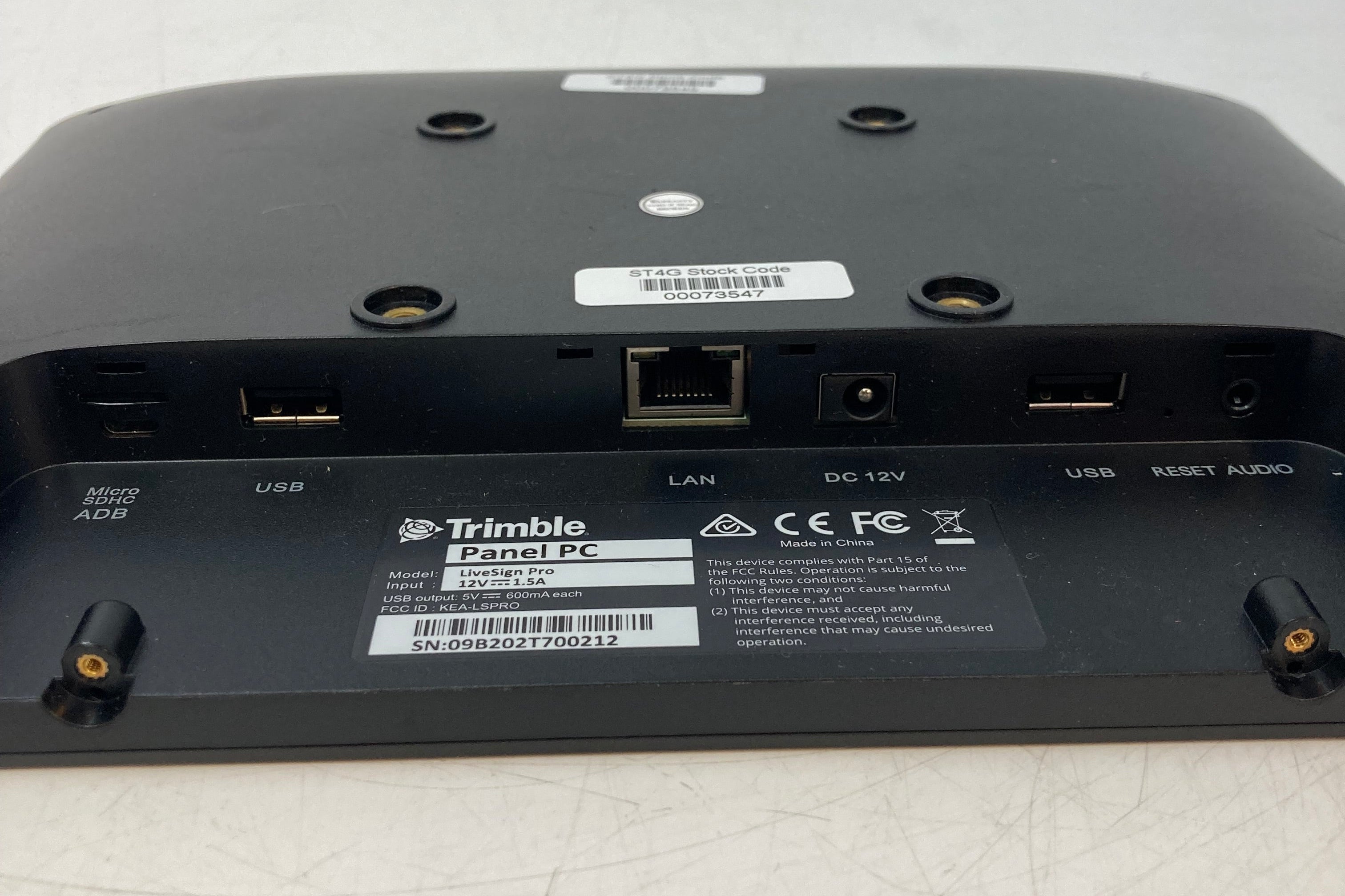 Trimble Panel PC LiveSign Pro Workspace Management Room Scheduling