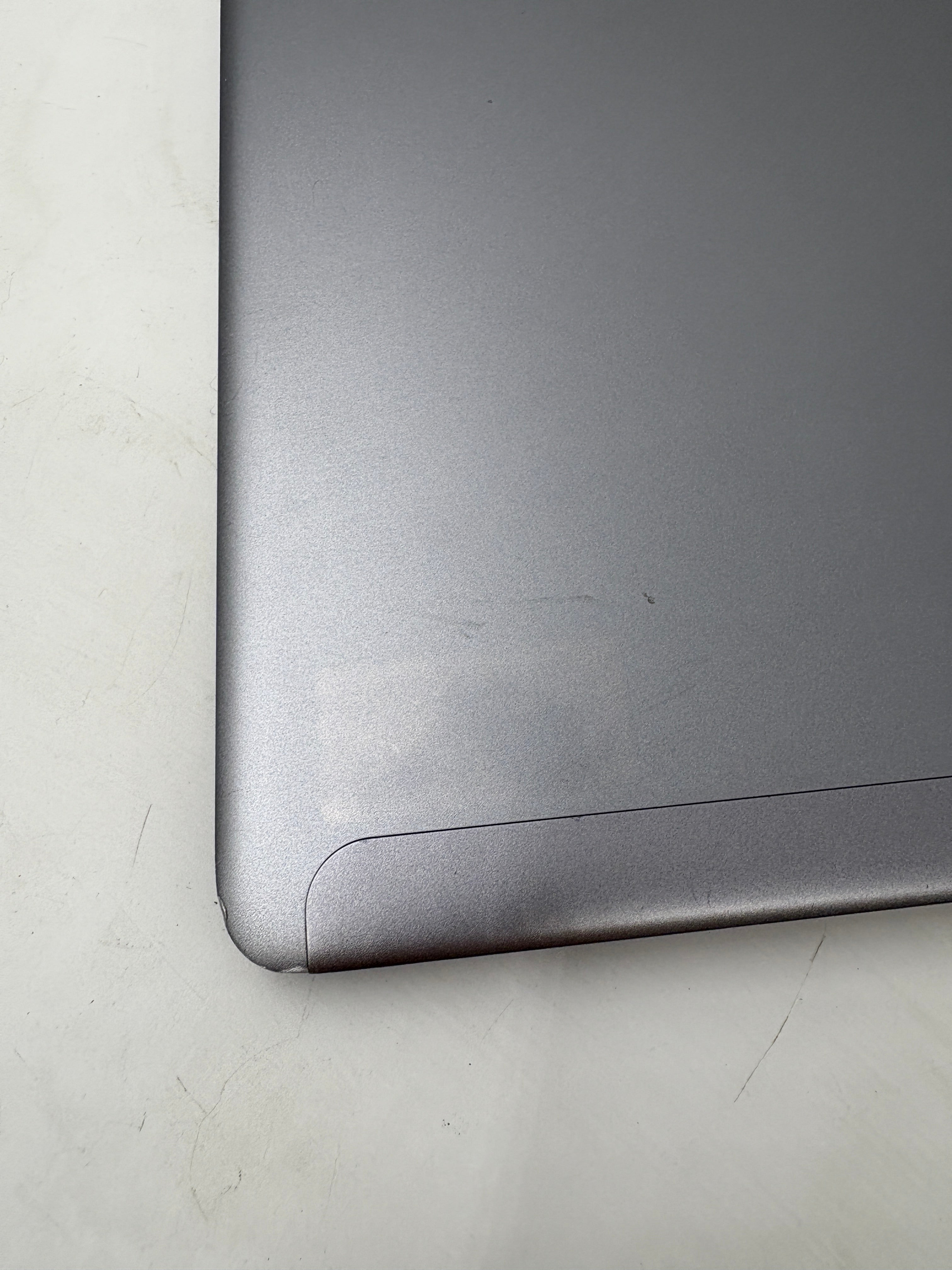 HP Laptop EliteBook Folio 1040 G2 14" Screen i5 4th Gen NO RAM NO SSD No OS