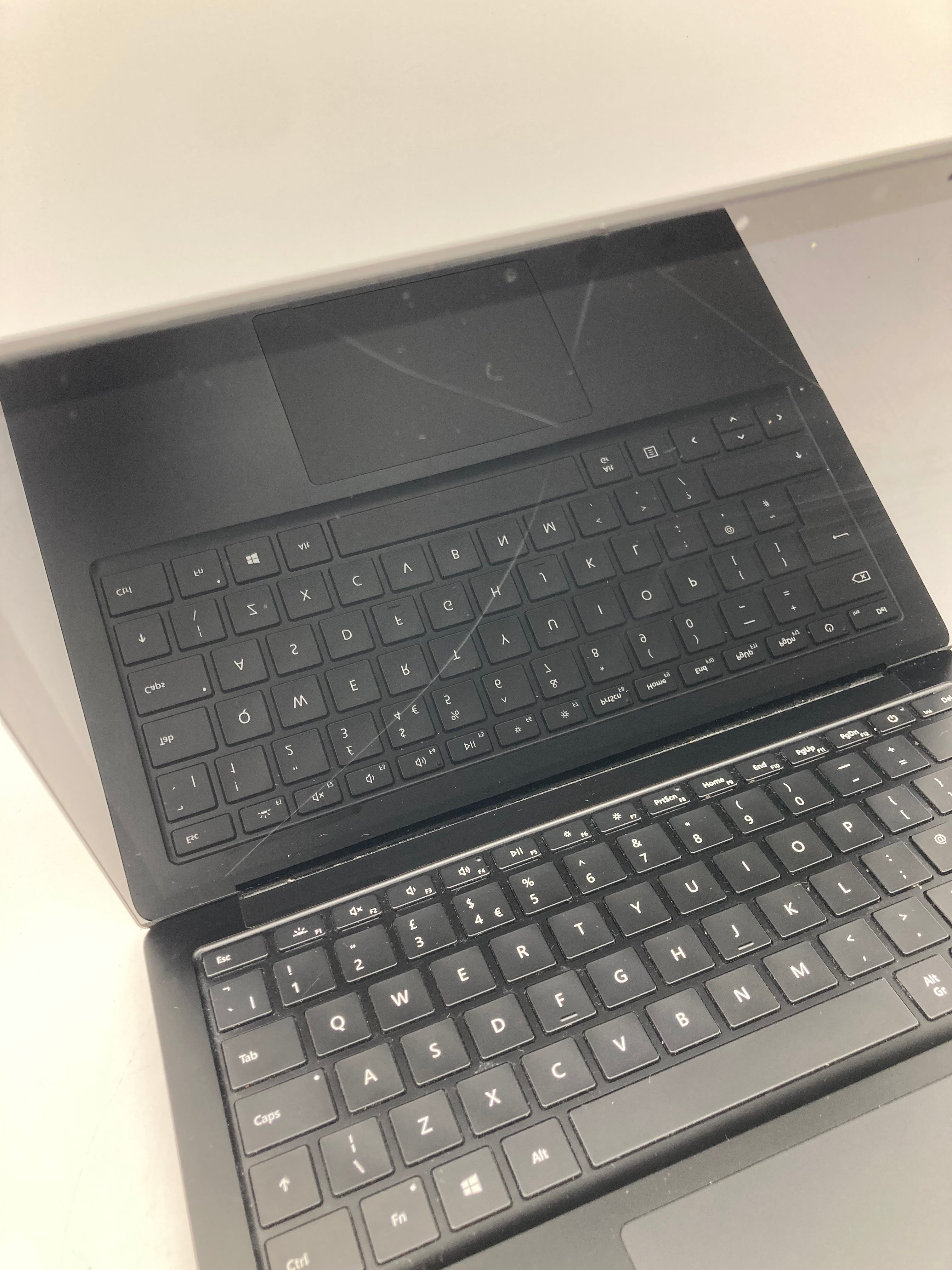 Microsoft Surface Laptop 3 13" i7 10th Gen 16GB RAM 512GB SSD W11