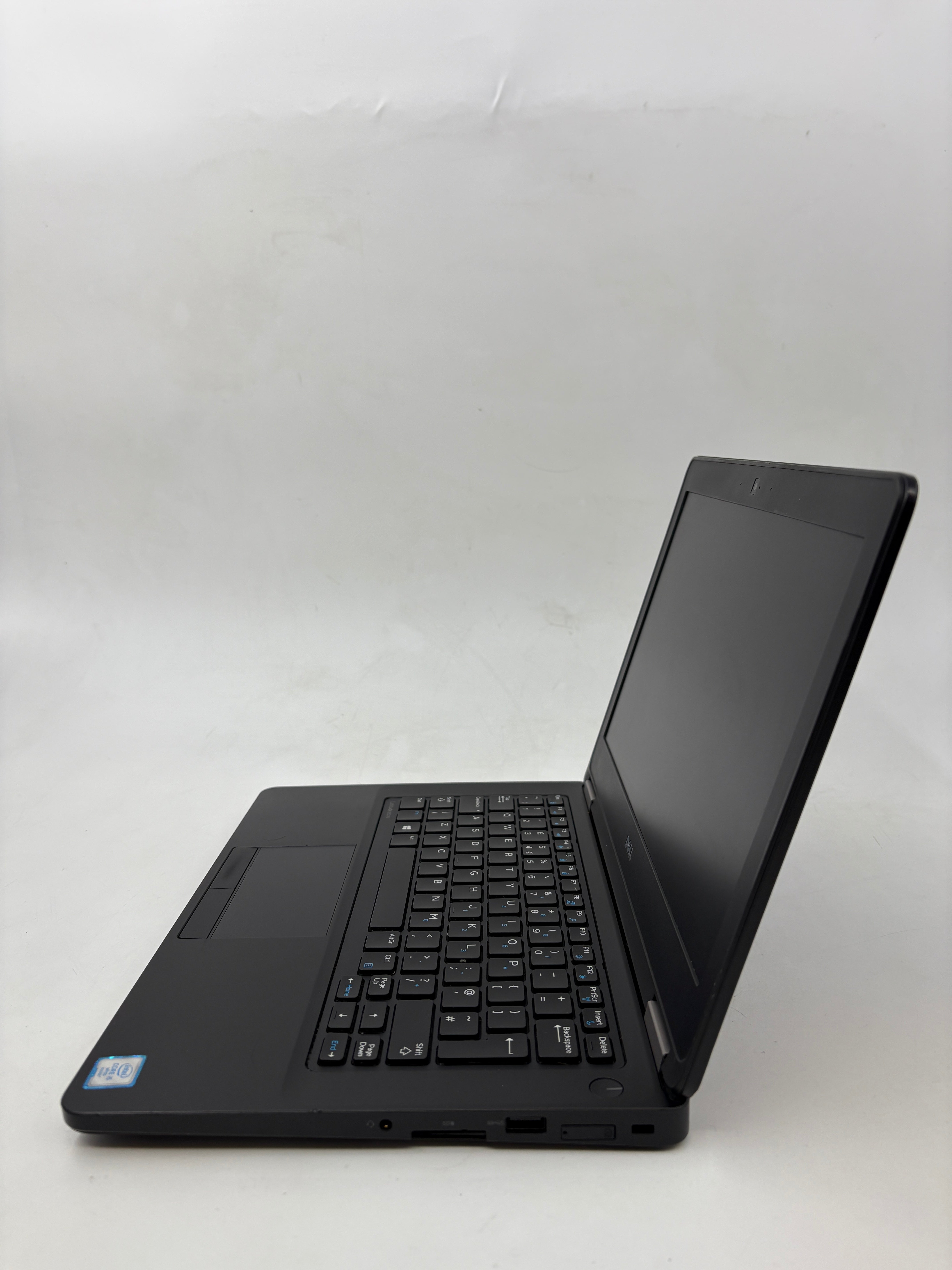 Dell Laptop Latitude E5270 12.5" Screen i5 6th Gen 8GB RAM NO SSD NO OS