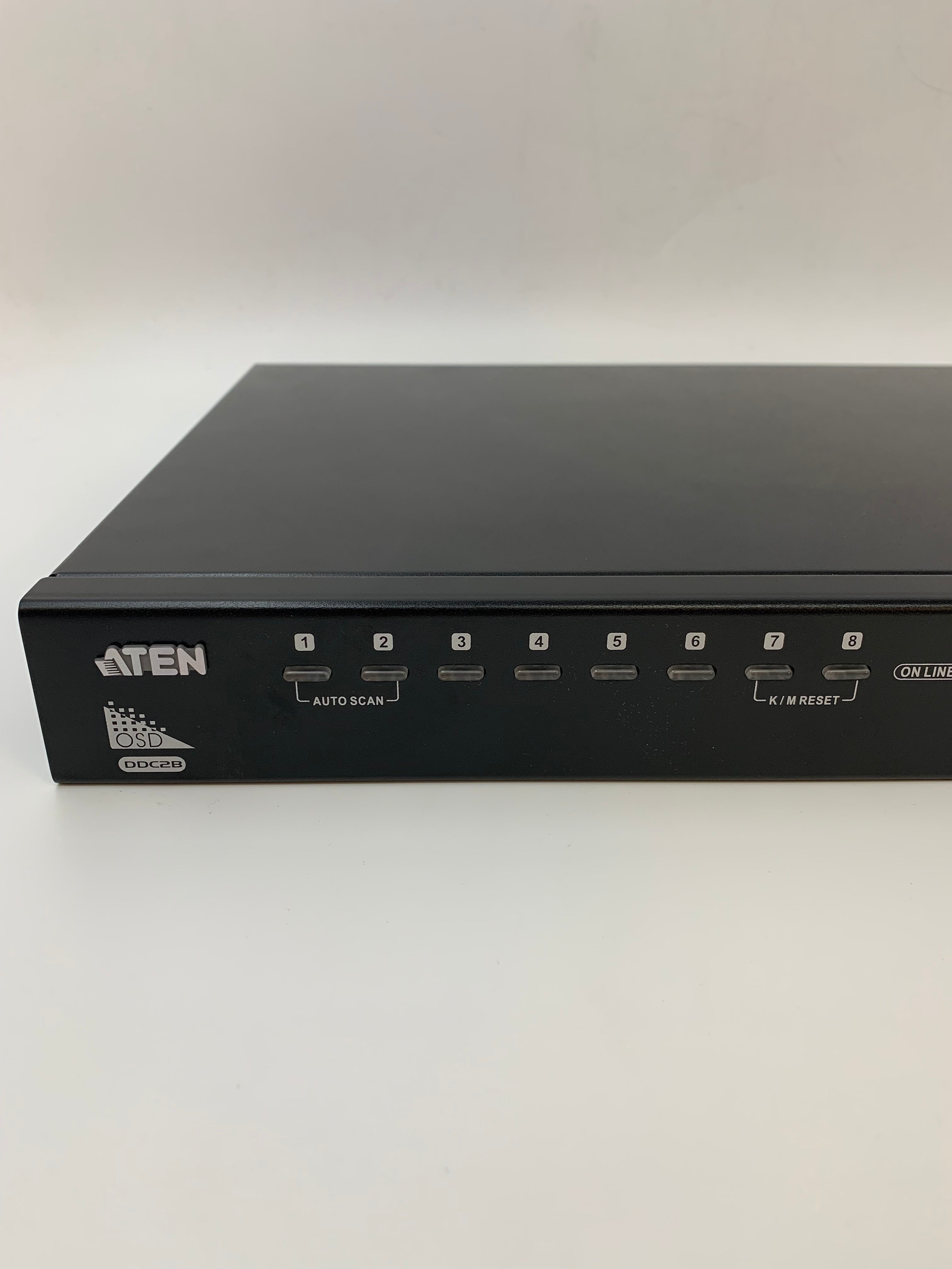 ATEN CS1798 8 Port USB KVM Switch Rackmount VGA/DVI Multi-PC Control System