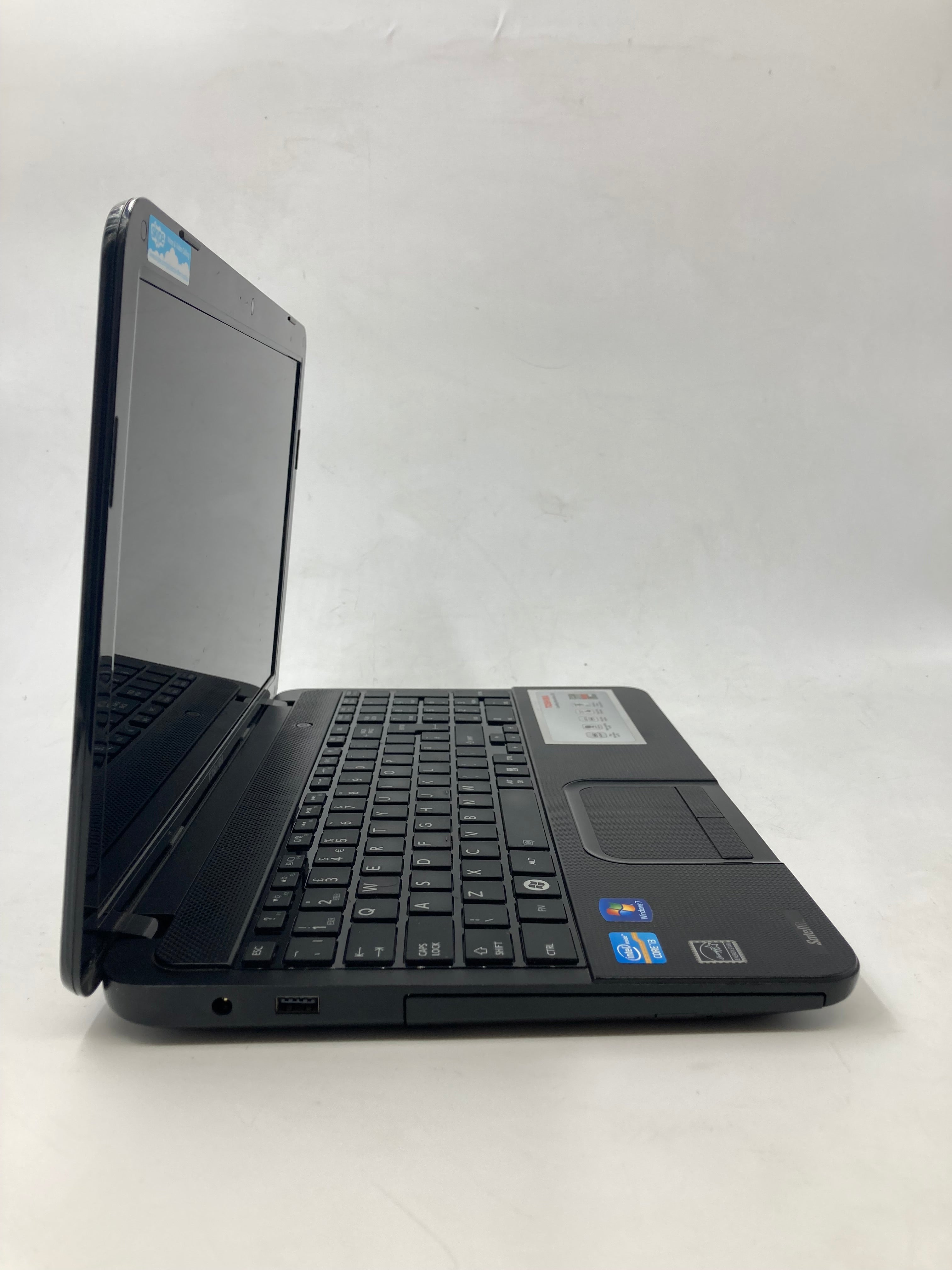 Toshiba Laptop Satellite C855-12C 15.6" i3 2nd Gen 4GB RAM No HDD *Spares*