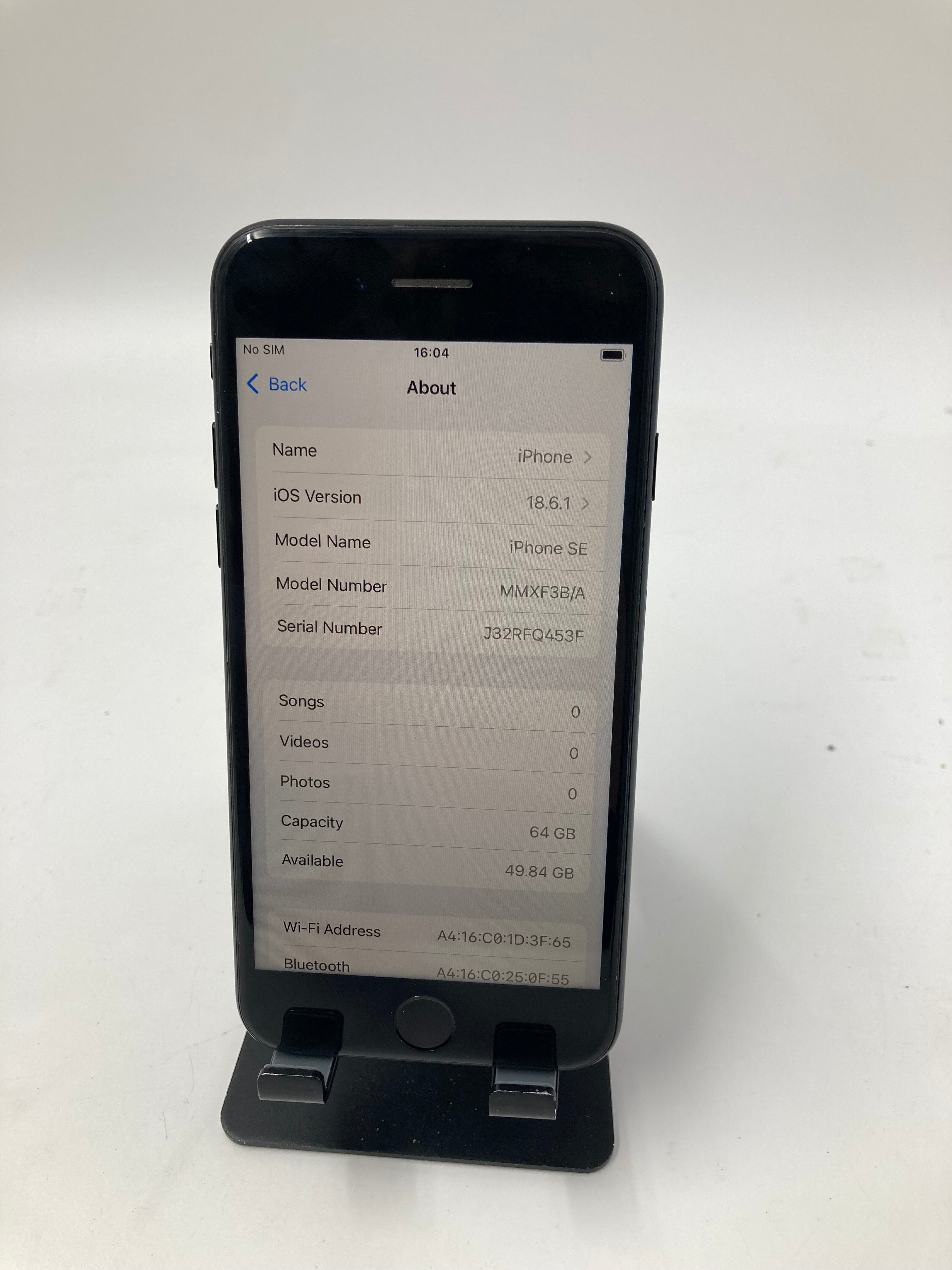 Apple iPhone SE 3rd Gen 2022 4.7" 64GB Storage Unlocked 100% Battery