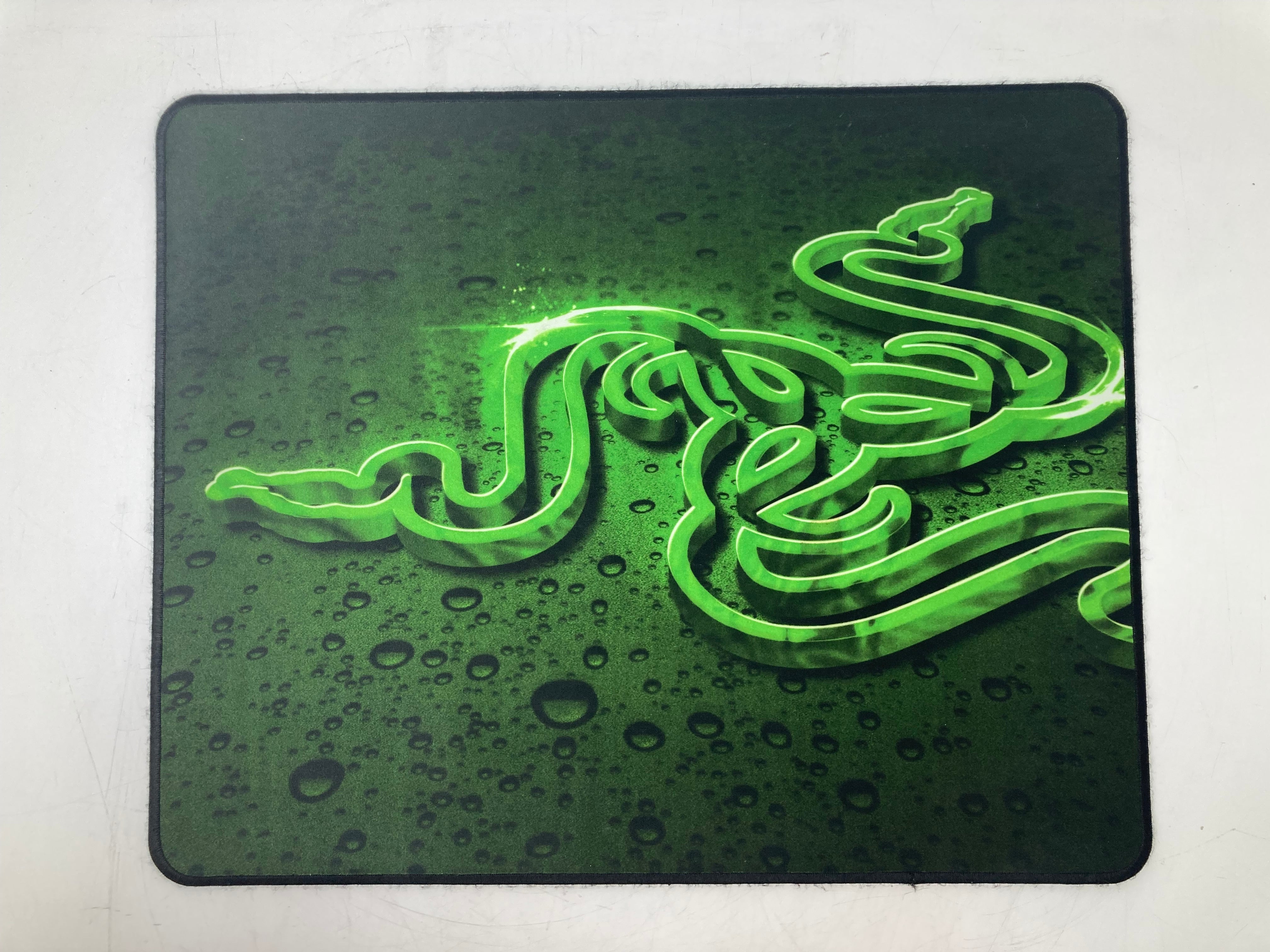 Batch of 50 Razer Mousepad 355 x 255mm | Refurbished Gaming Mat