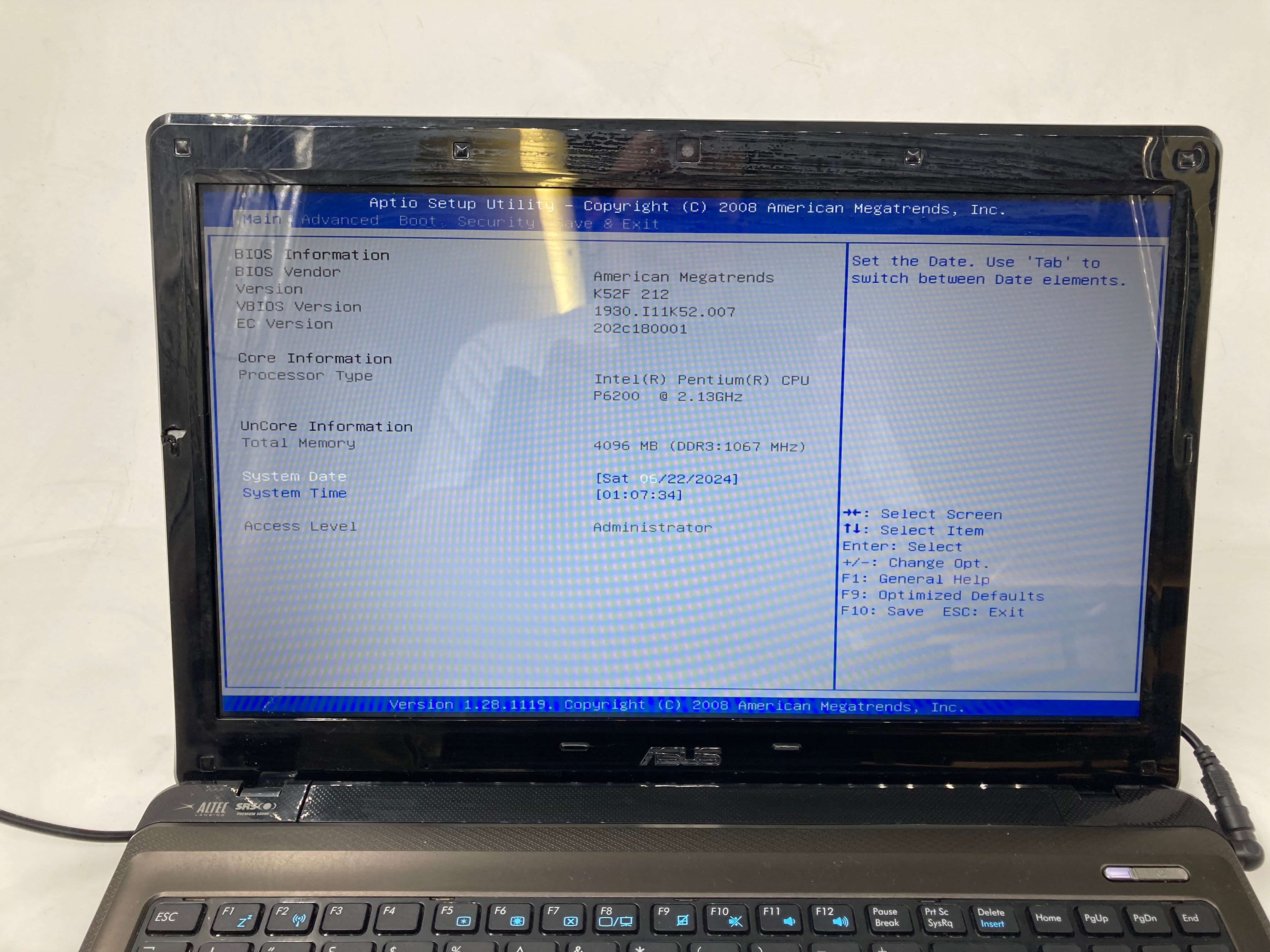 Asus Laptop K52F 15" Screen Intel Pentium P6200 4GB Ram No Storage No OS