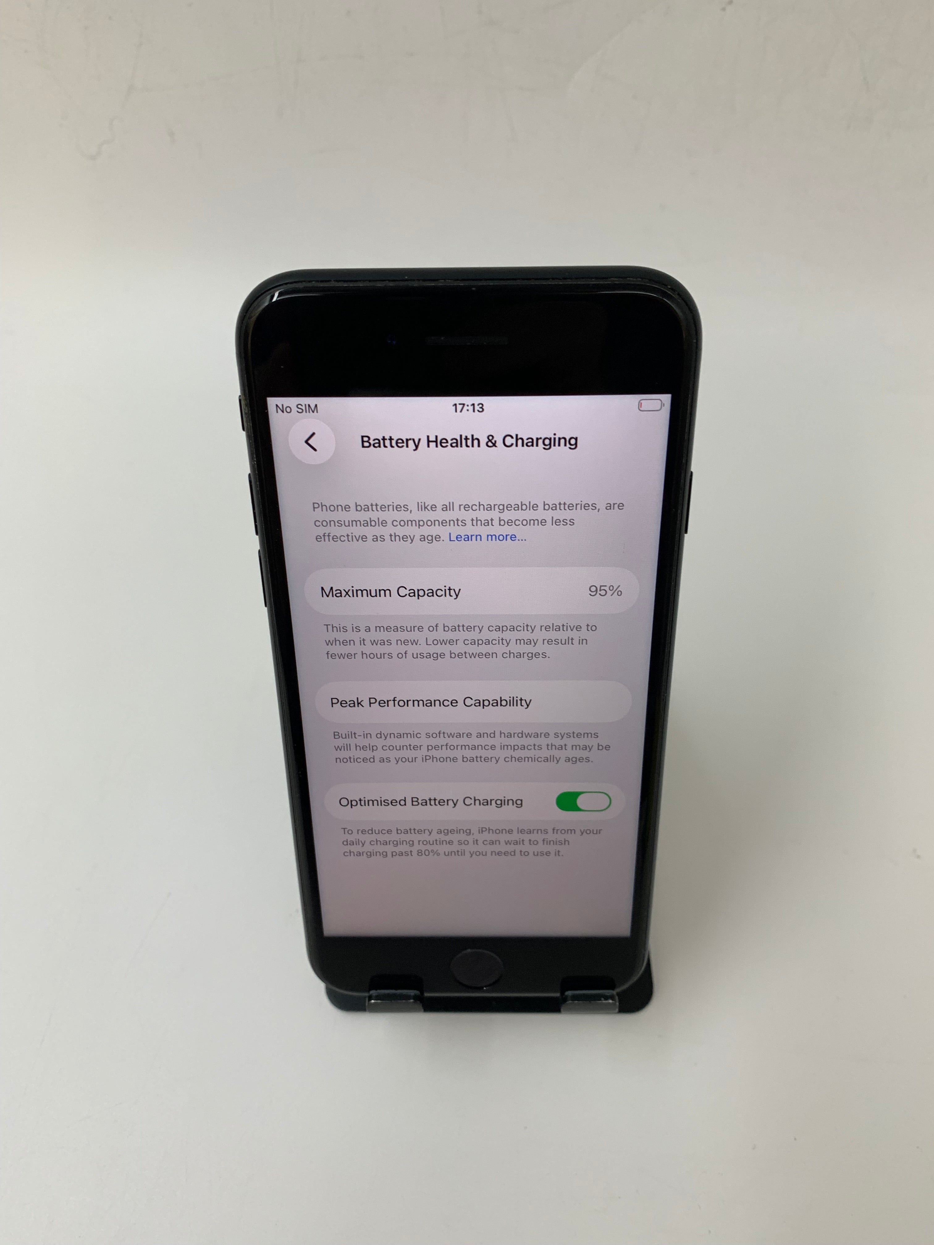 Apple iPhone SE 3rd Gen | 2022 | 4.7" Screen | 64GB Storage | Unlocked