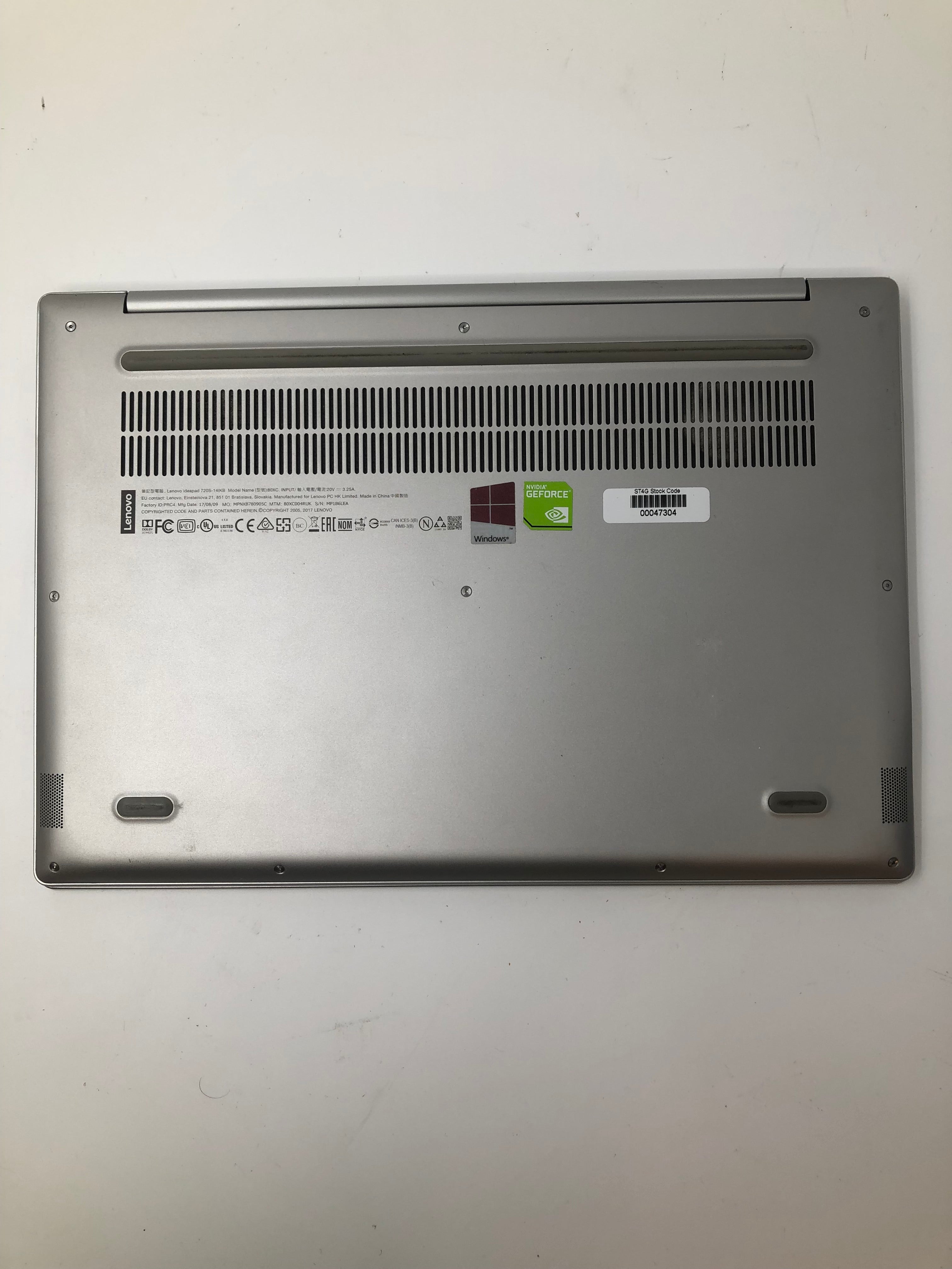 Lenovo IdeaPad 720-14 Spares: i7 7th Gen CPU, 8GB RAM, 14" Screen, 256GB SSD W10