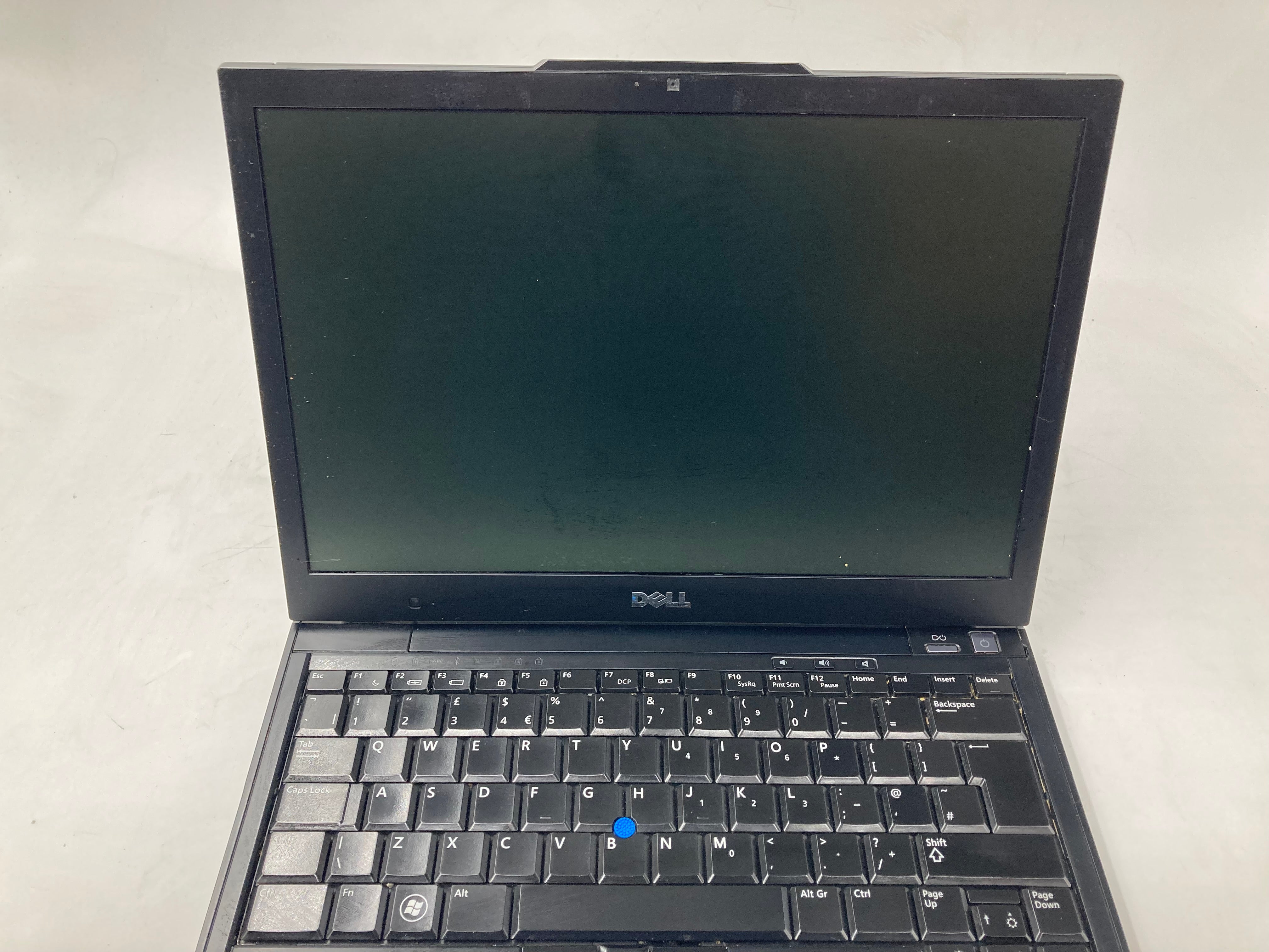 Dell Laptop Latitude E4300 13.3" Screen Core 2 Duo P9400 5GB Ram No Storage No OS