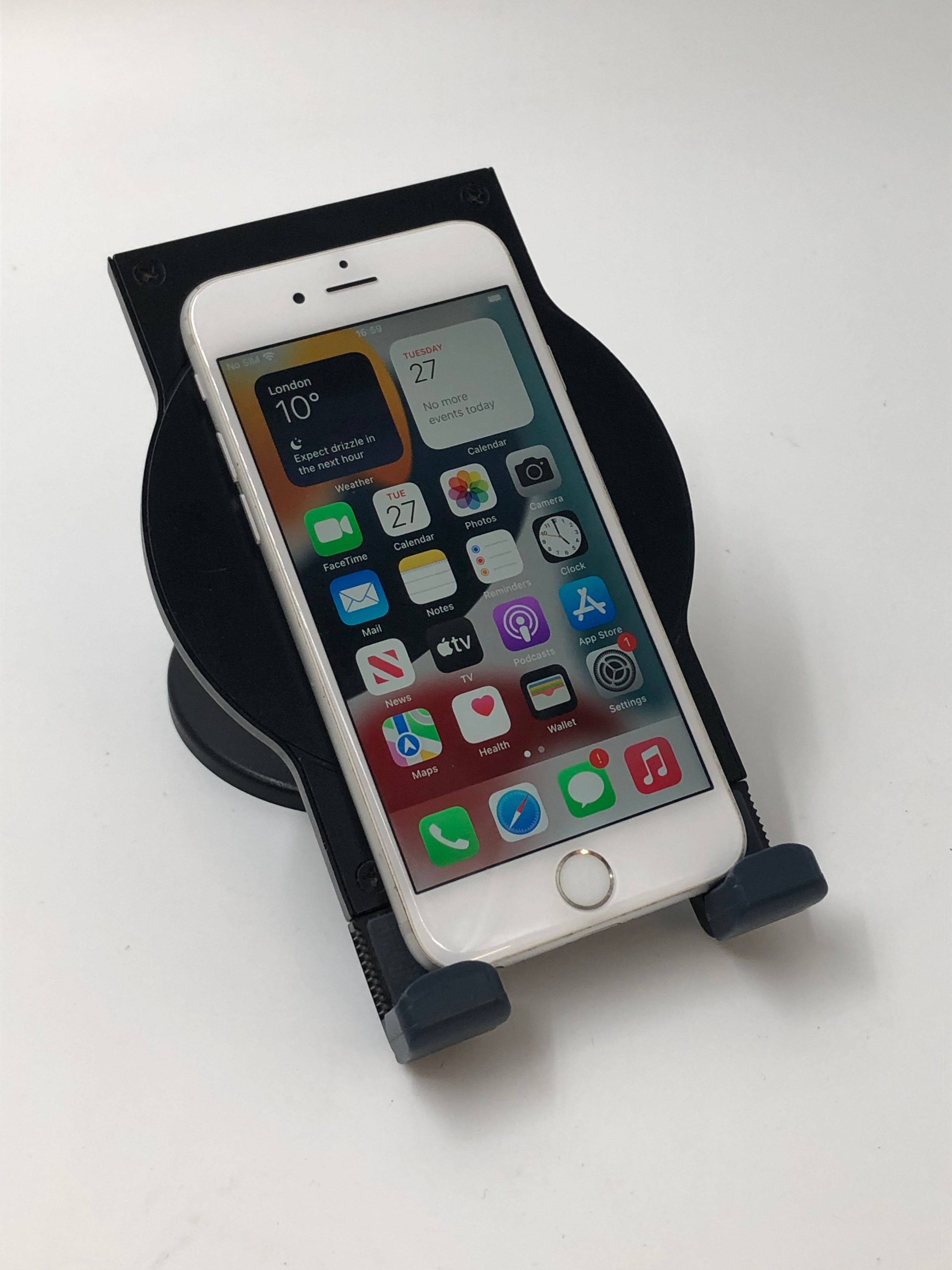 Apple iPhone 6s (2015), 4.7" Screen, 32GB Storage, A9 Chipset, Silver, Unlocked