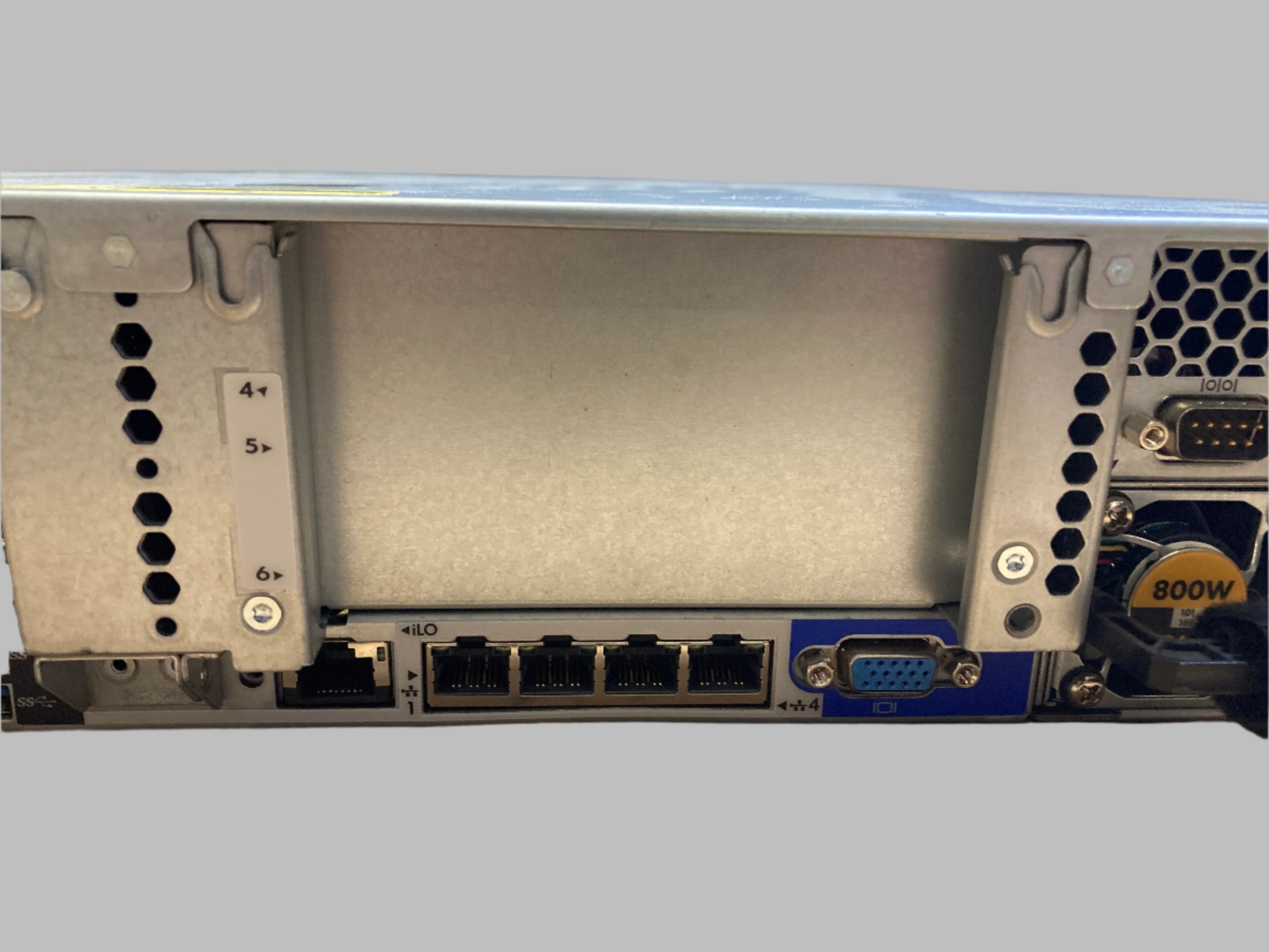 HPE Server ProLiant DL380 G9 2x Xeon E5-2630 V4 4GB RAM 24x 2.5" Bay No HDD