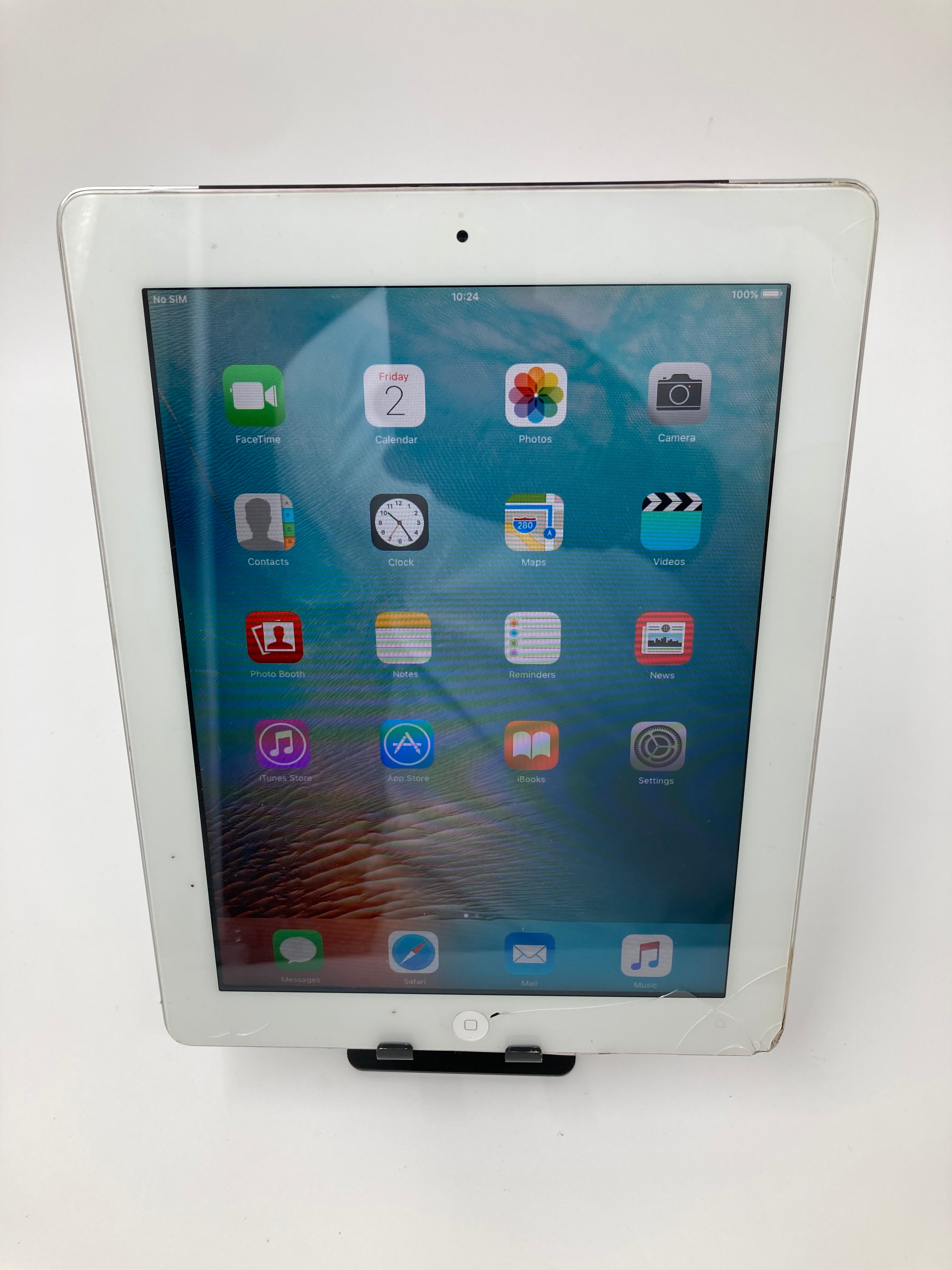 Apple iPad 2 A1396 Silver WiFi + Cellular 16GB & 32GB Unlocked Batch of 3