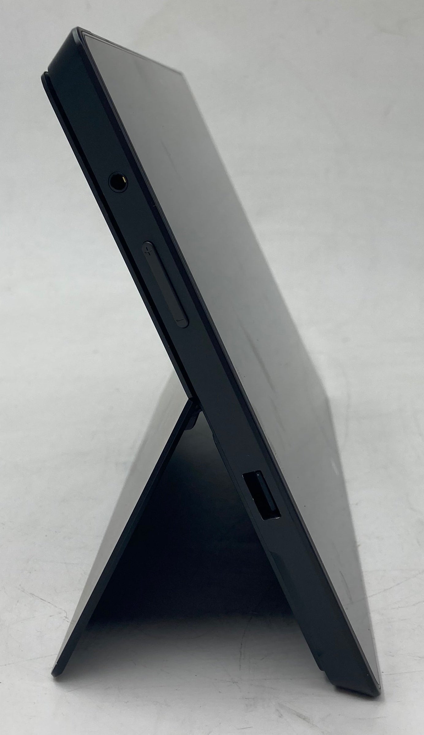 Microsoft Surface Pro 2 13" Screen i5 4th Gen 4GB RAM 128GB SSD W10
