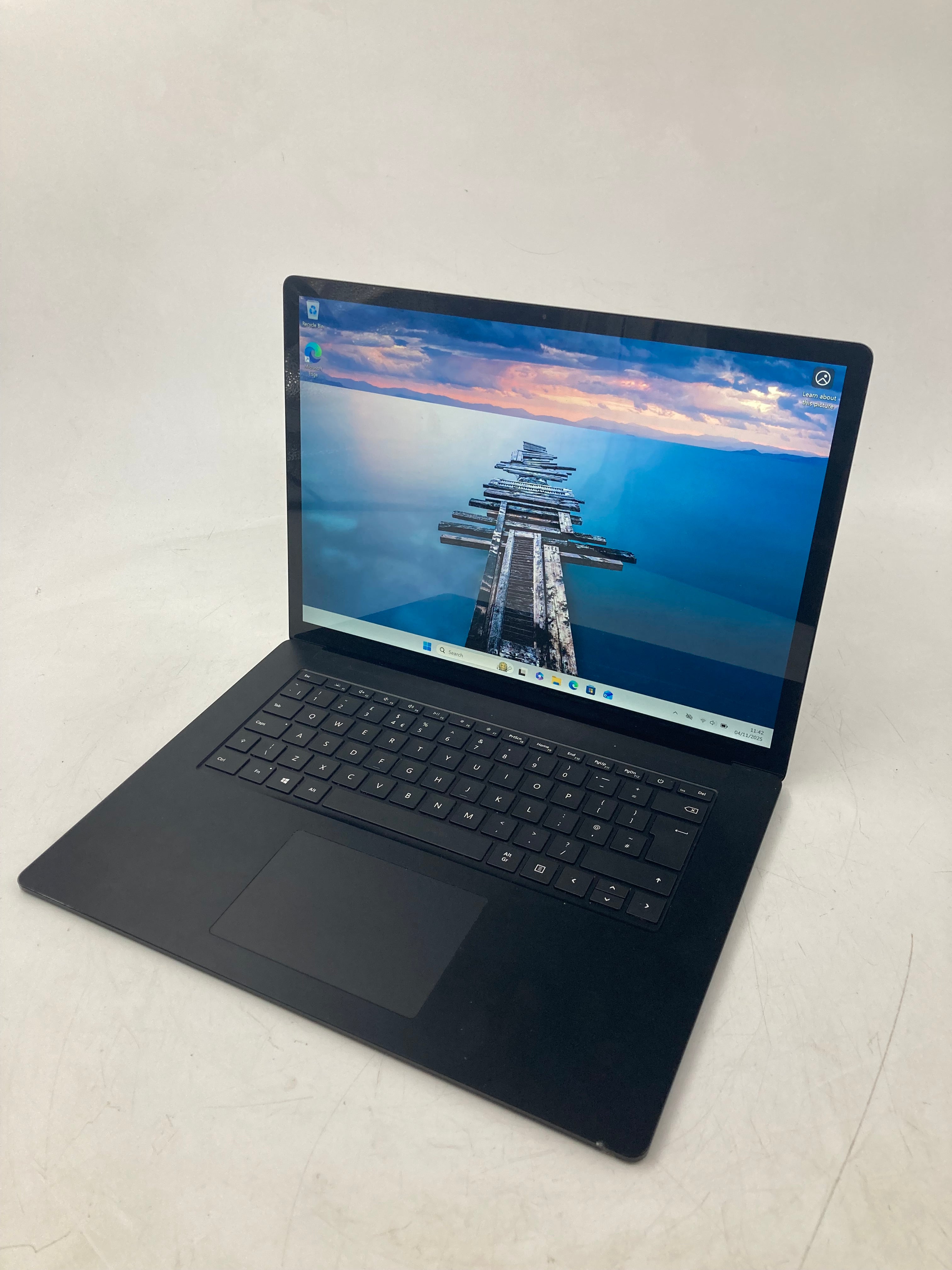 Microsoft Surface Laptop 3 13" Screen i5 10th Gen 8GB RAM 256GB SSD W11 *Spares*